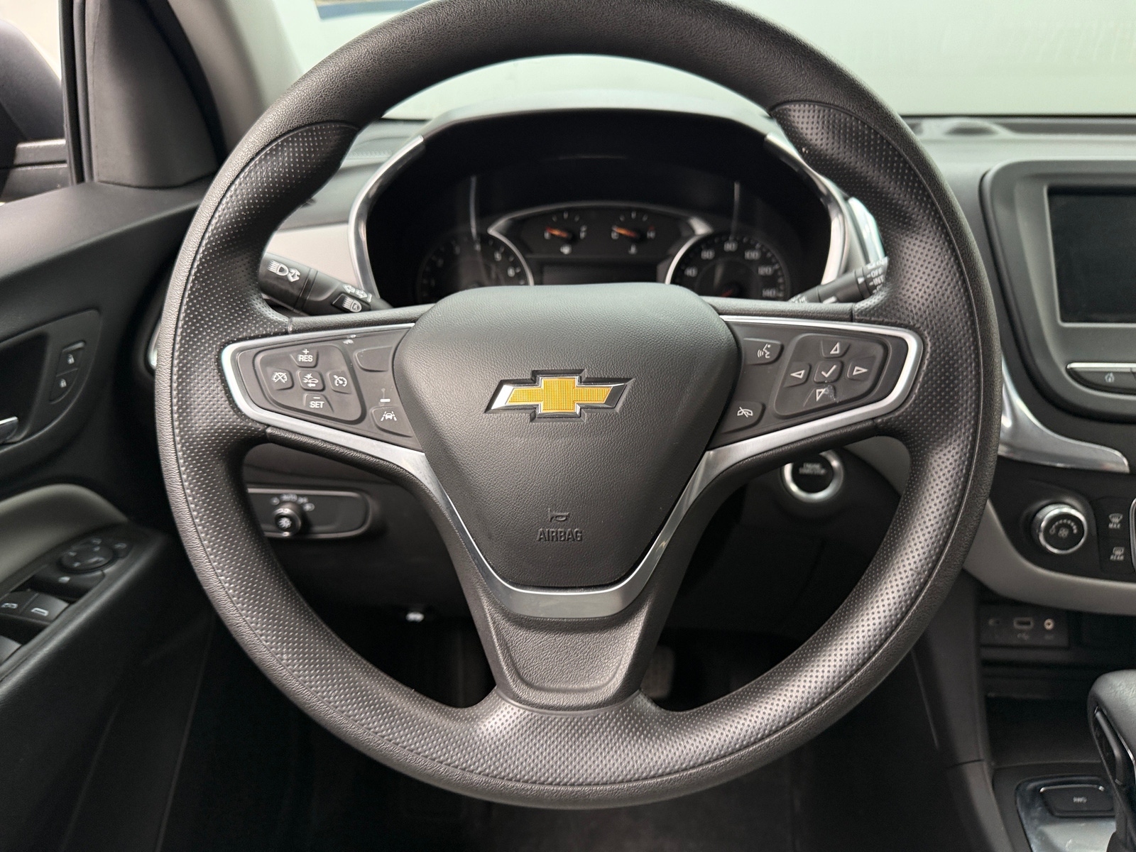 Thumbnail: 2023 Chevrolet Equinox - 5