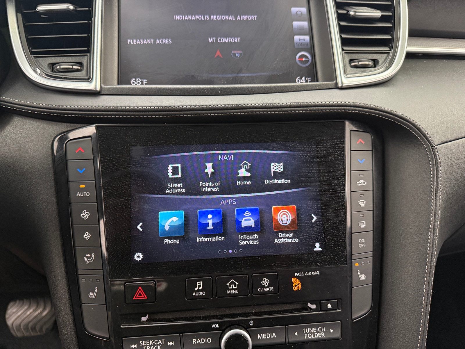 Thumbnail: 2019 INFINITI QX50 - 3