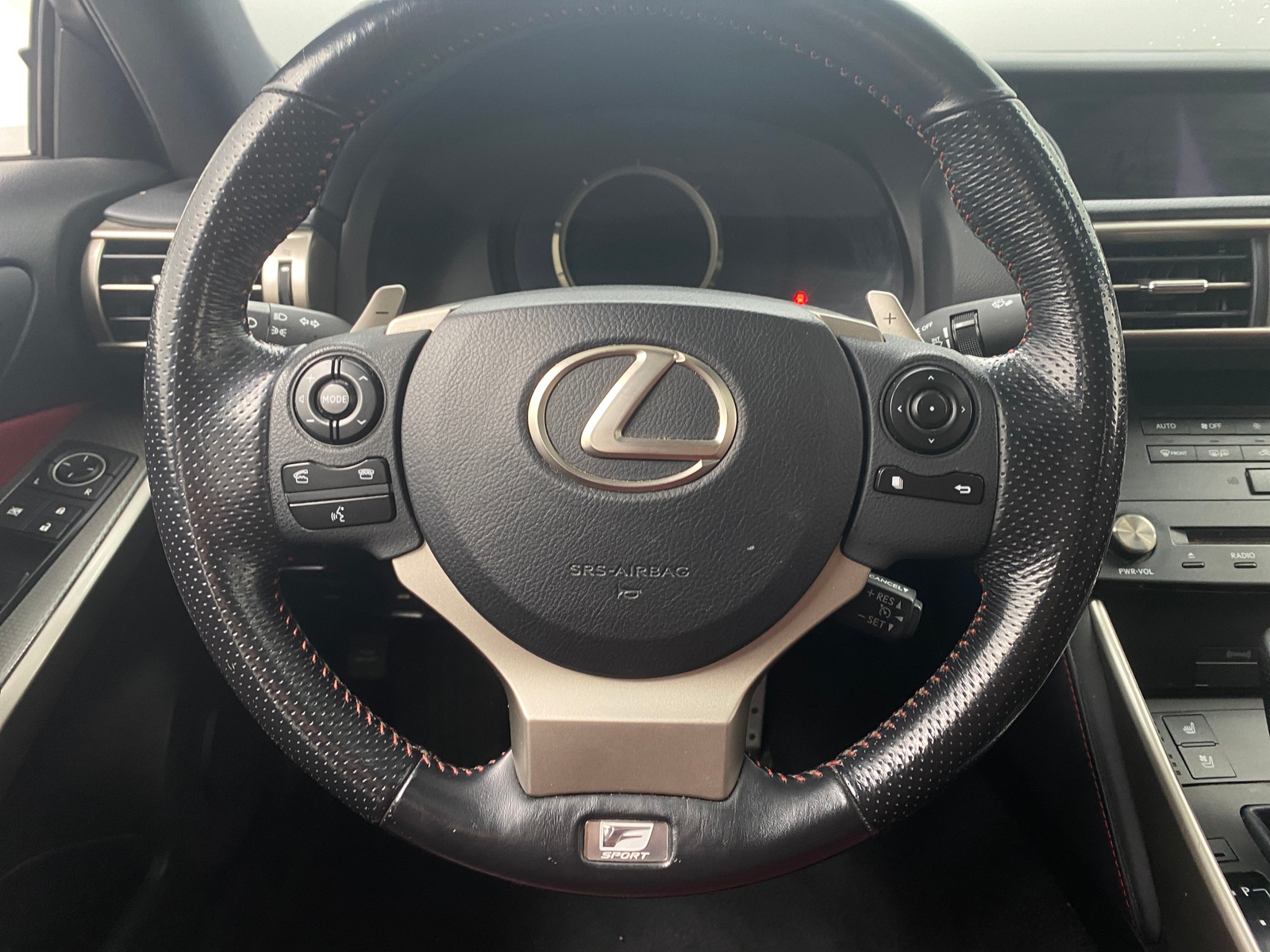 Thumbnail: 2016 Lexus IS - 4