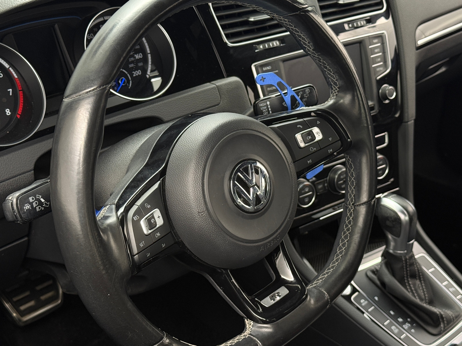 Thumbnail: 2017 Volkswagen Golf - 4