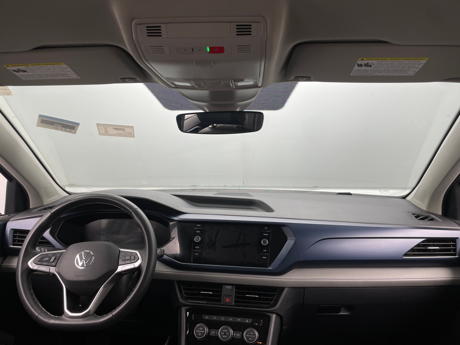 Thumbnail: 2024 Volkswagen Taos - 3