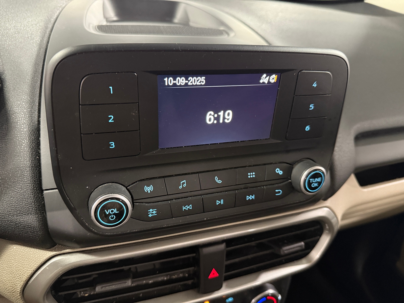 Thumbnail: 2020 Ford EcoSport - 4