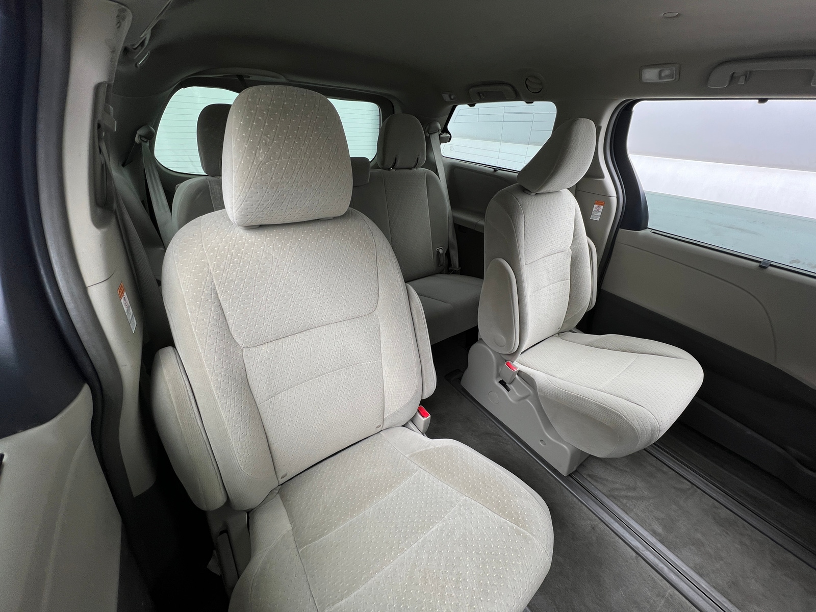 Thumbnail: 2015 Toyota Sienna - 6