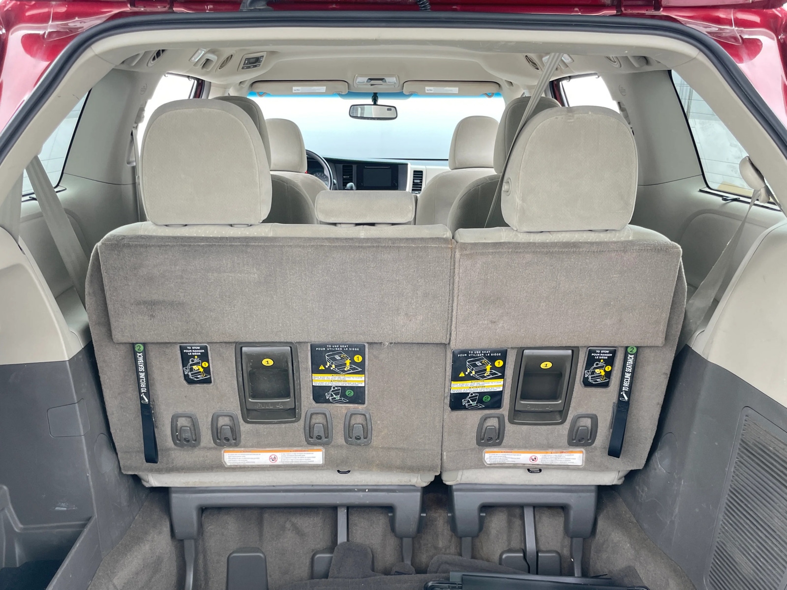 Thumbnail: 2015 Toyota Sienna - 7