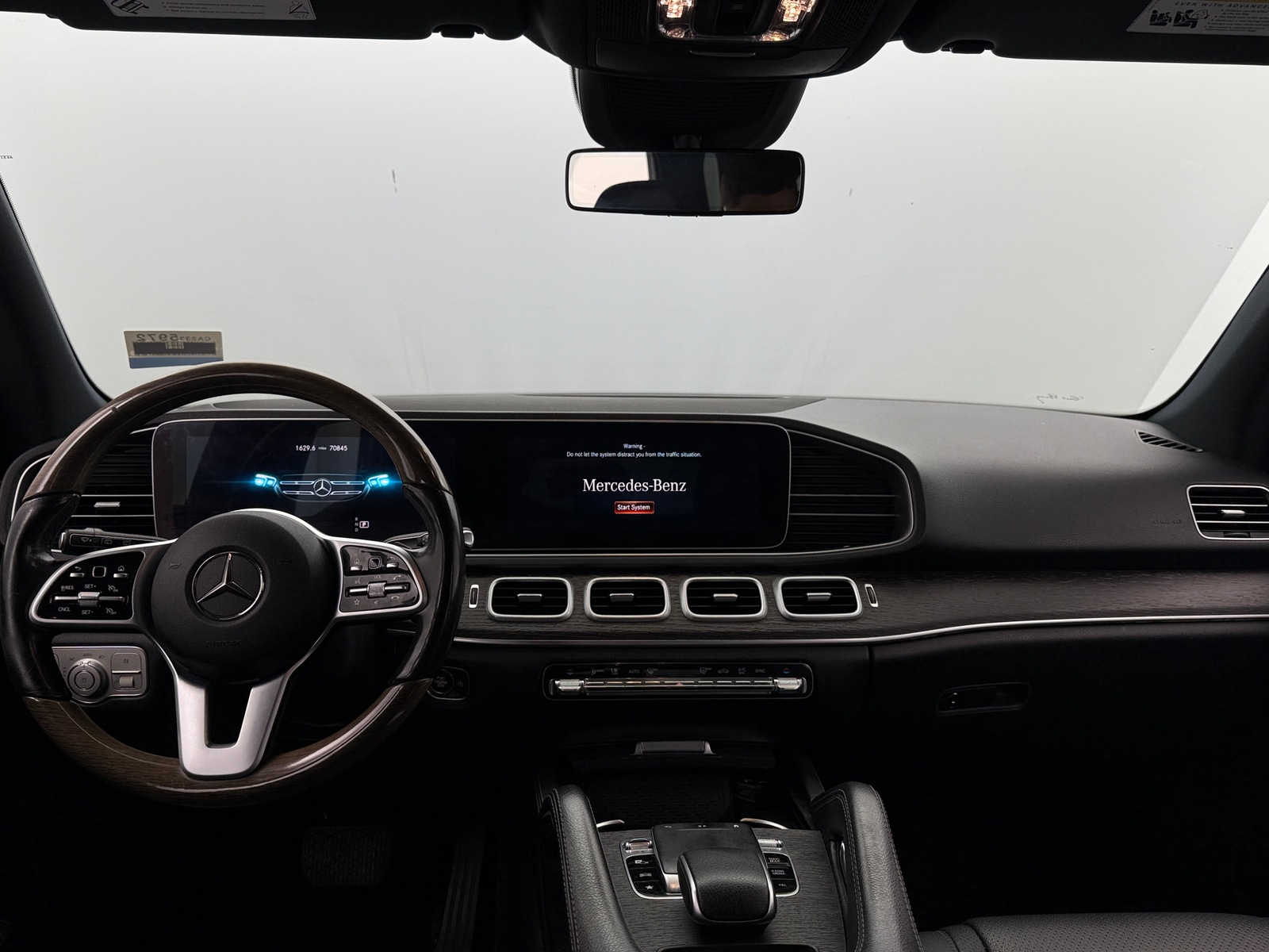 Thumbnail: 2020 Mercedes-Benz GLE - 2