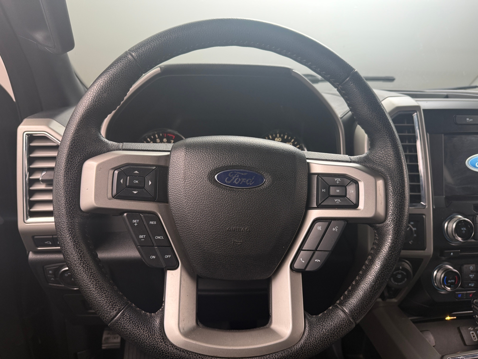 Thumbnail: 2016 Ford Econoline - 4