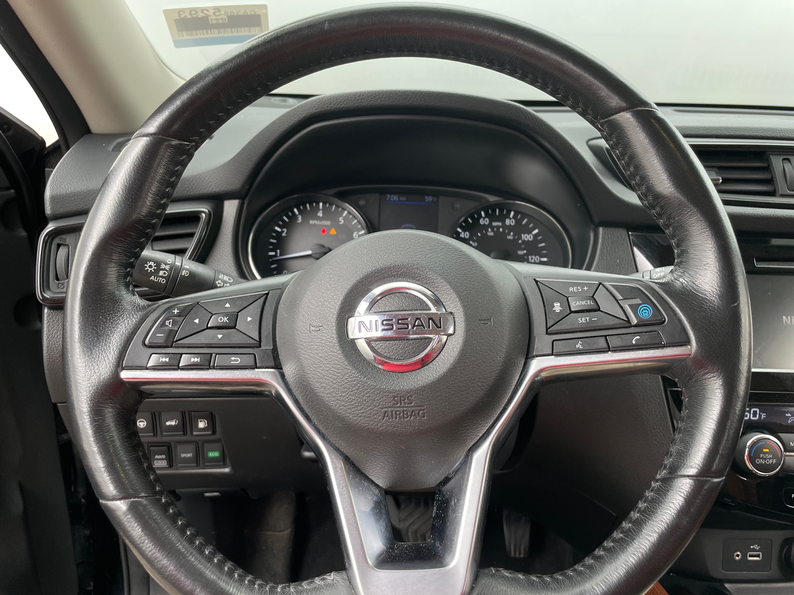Thumbnail: 2018 Nissan Rogue - 4