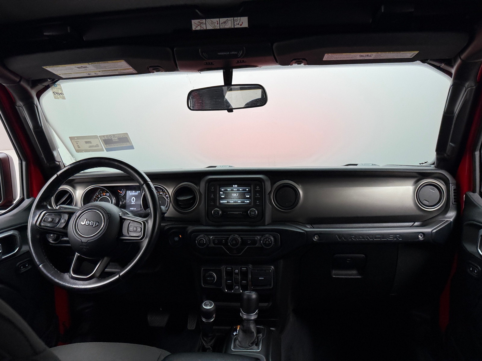 Thumbnail: 2019 Jeep Wrangler - 3