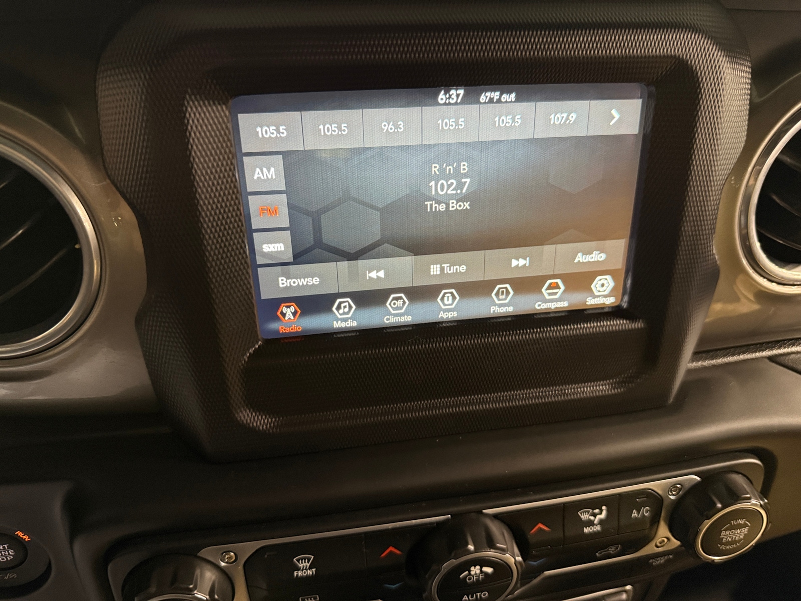 Thumbnail: 2018 Jeep Wrangler - 4