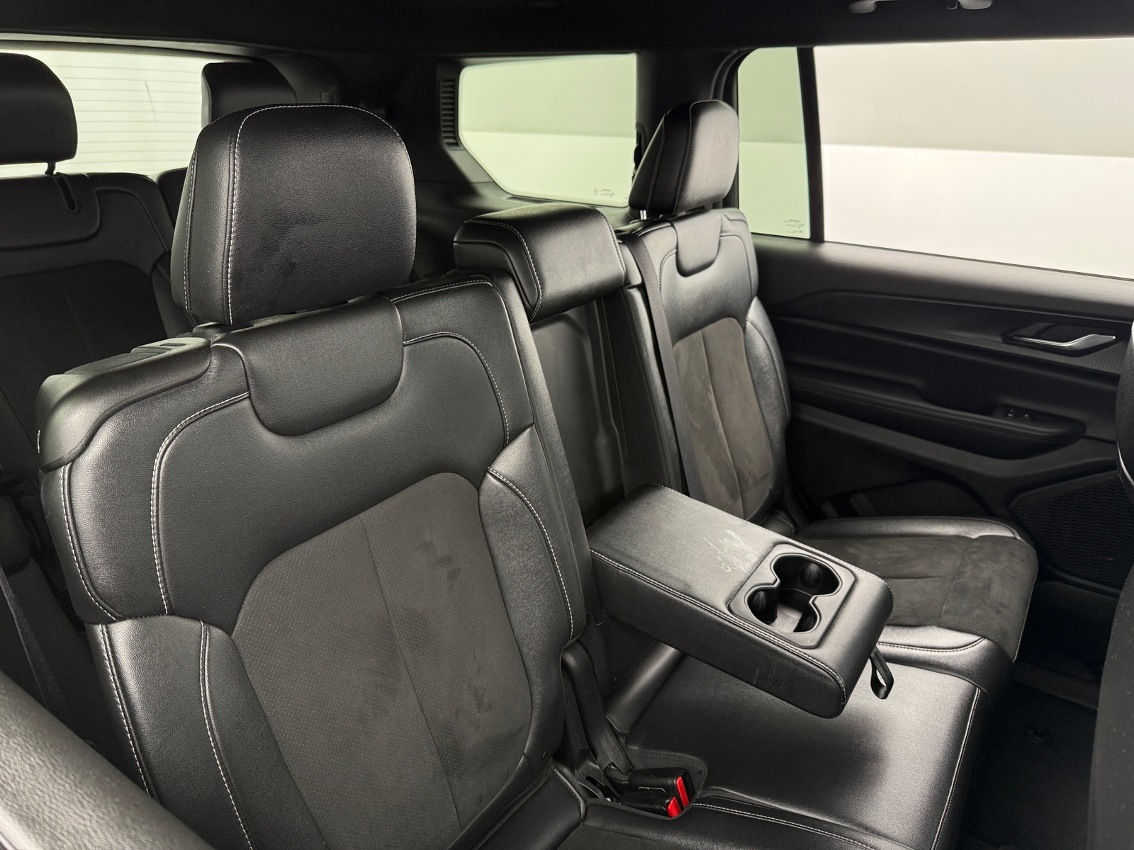 Thumbnail: 2024 Jeep Grand Cherokee L - 6