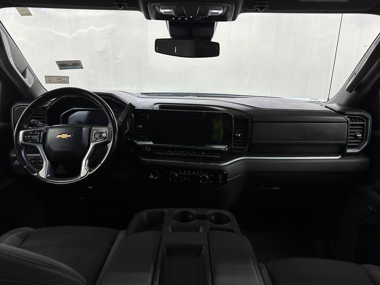 Thumbnail: 2024 Chevrolet Silverado 1500 - 3