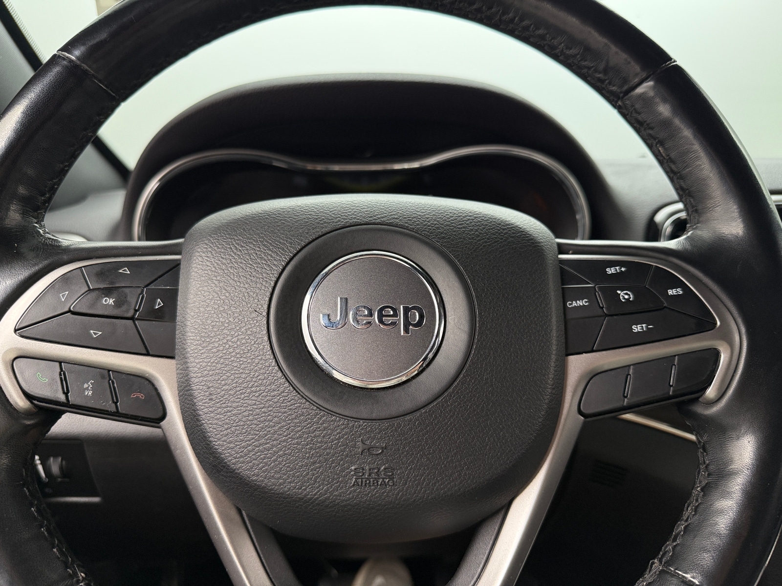 Thumbnail: 2020 Jeep Grand Cherokee - 4