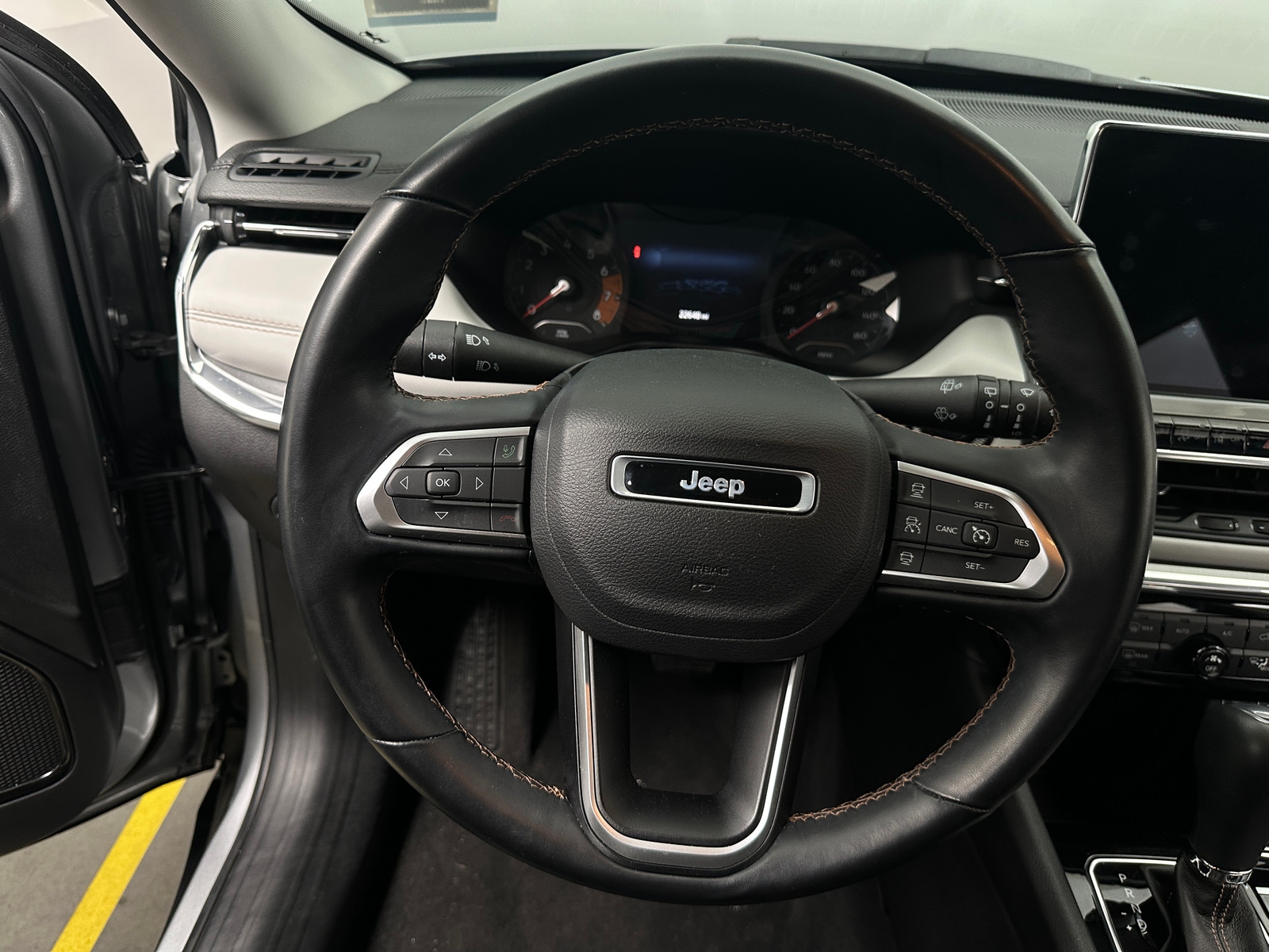 Thumbnail: 2022 Jeep Compass - 4