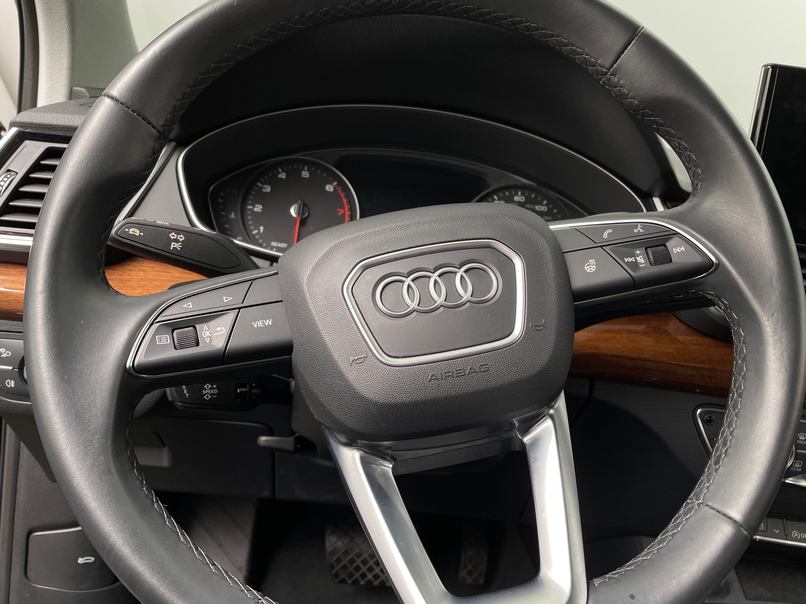Thumbnail: 2023 Audi Q5 - 4