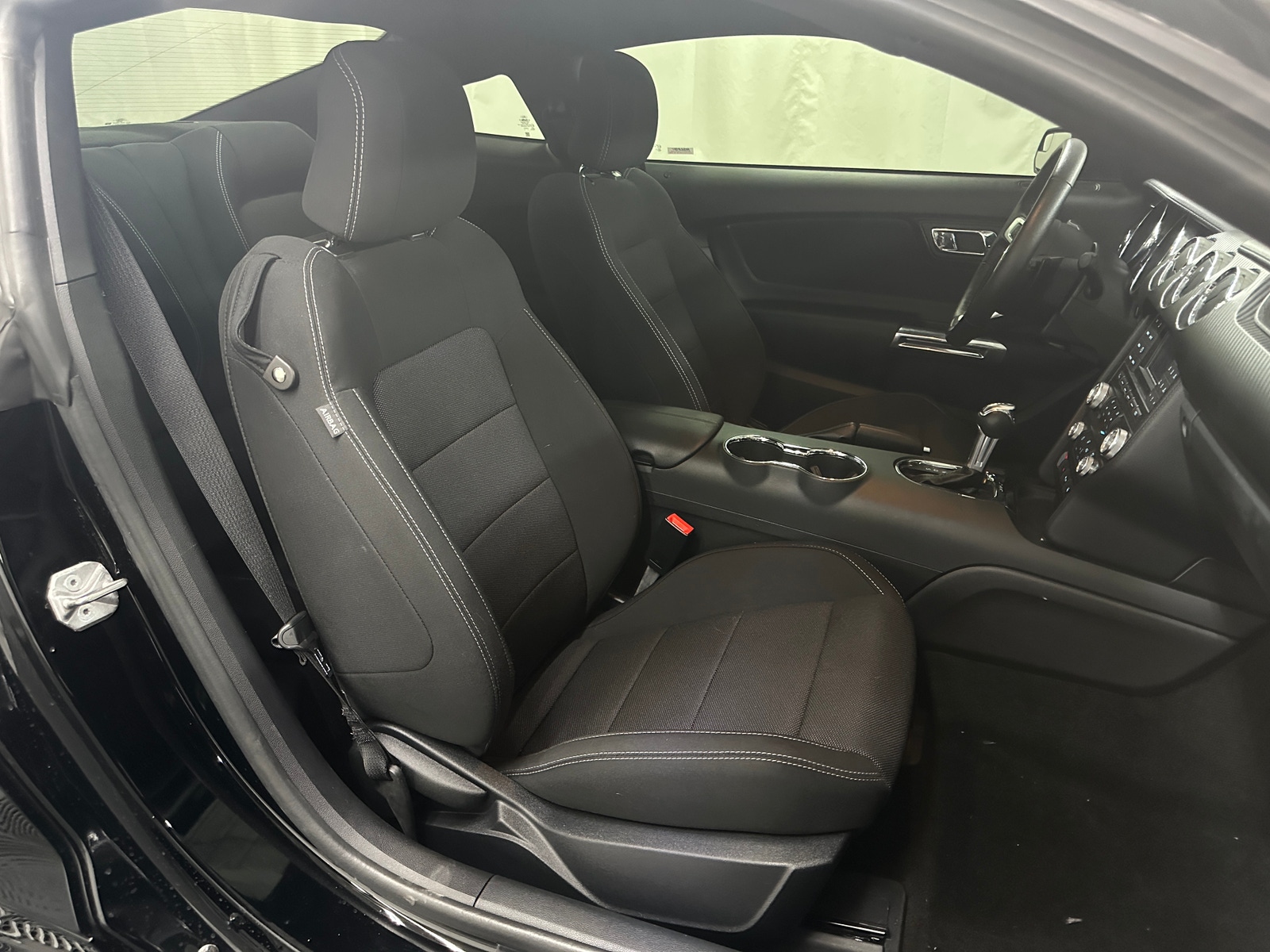 Thumbnail: 2017 Ford Mustang - 2