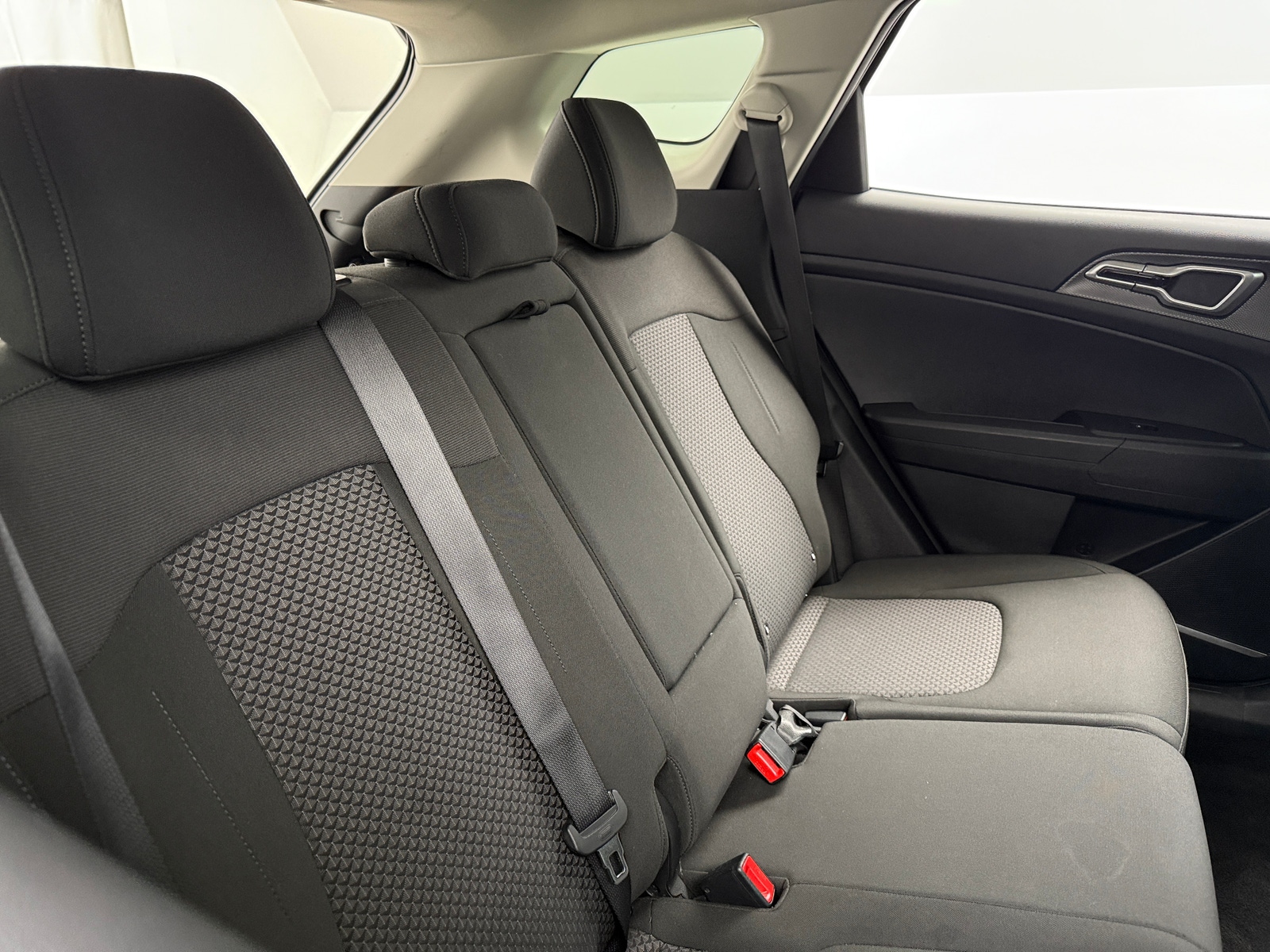 Thumbnail: 2024 Kia Sportage - 6