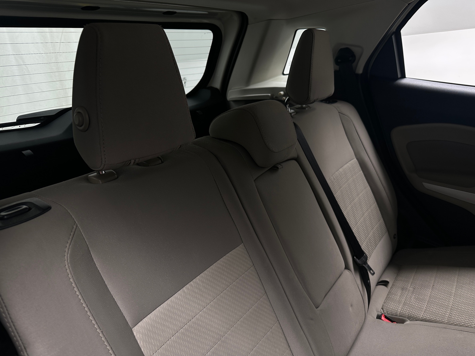 Thumbnail: 2021 Ford EcoSport - 6