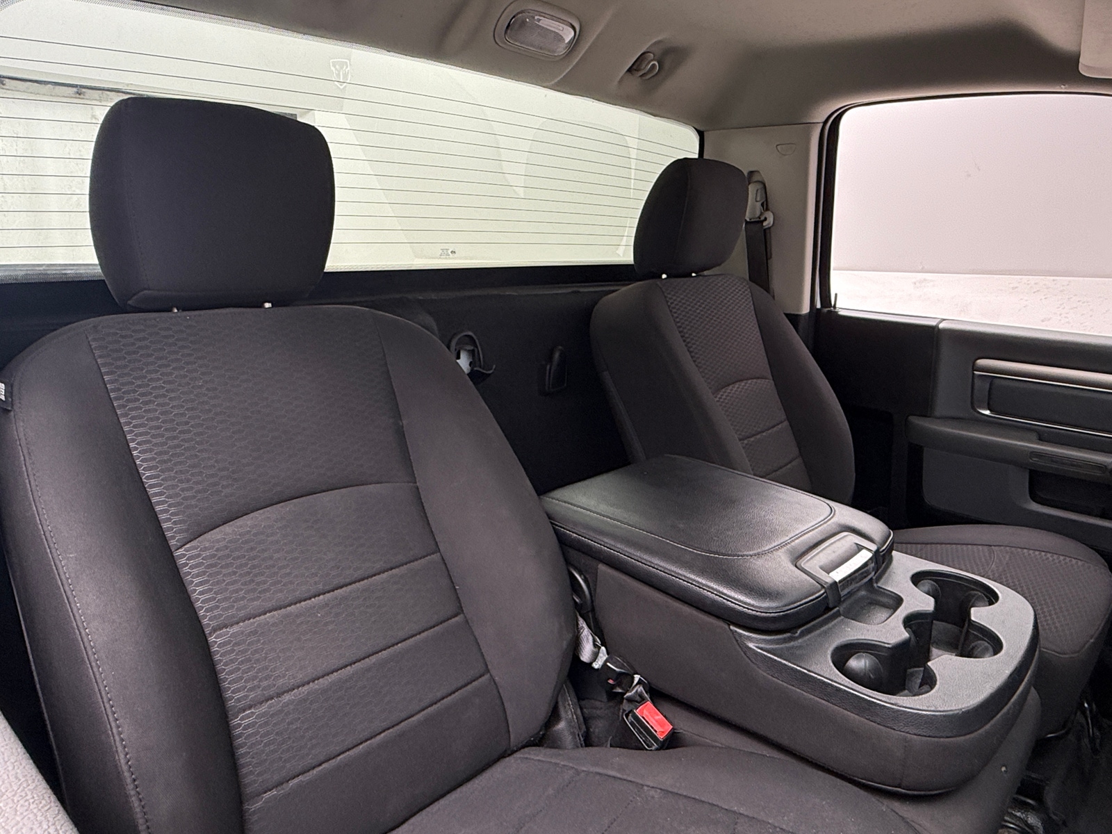 Thumbnail: 2020 RAM 1500 Classic - 2