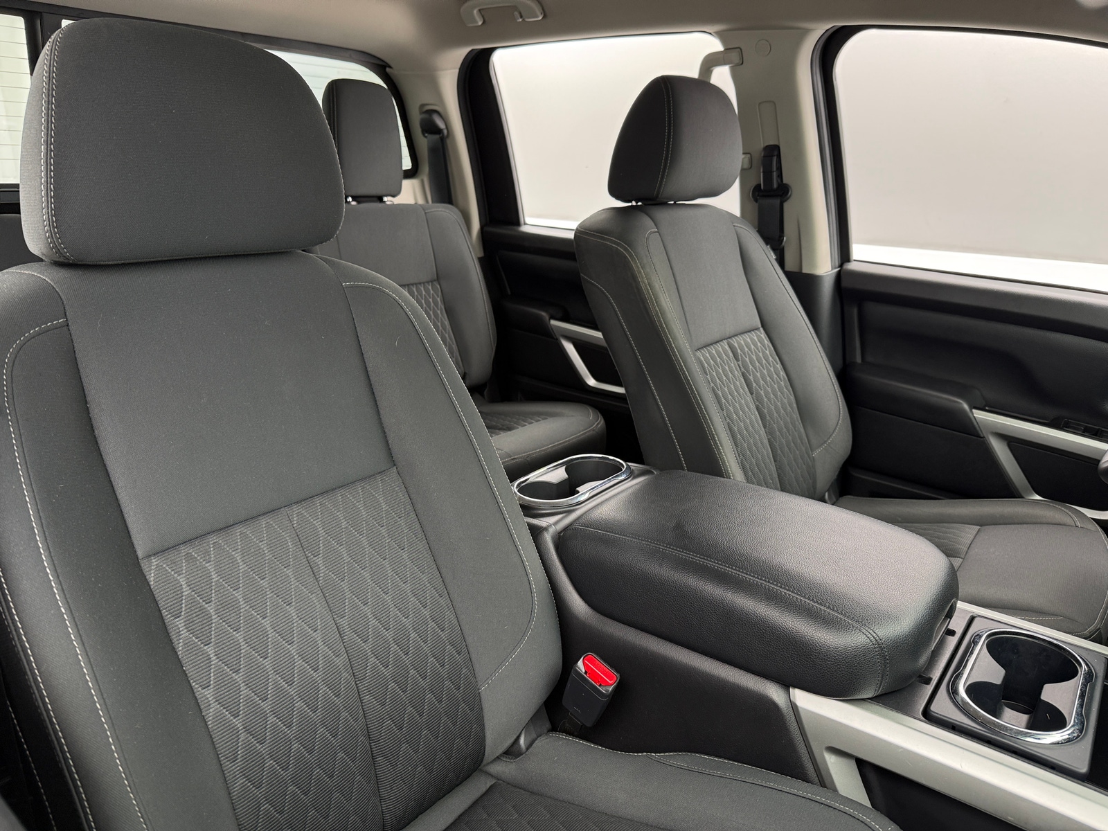 Thumbnail: 2019 Nissan Titan - 2