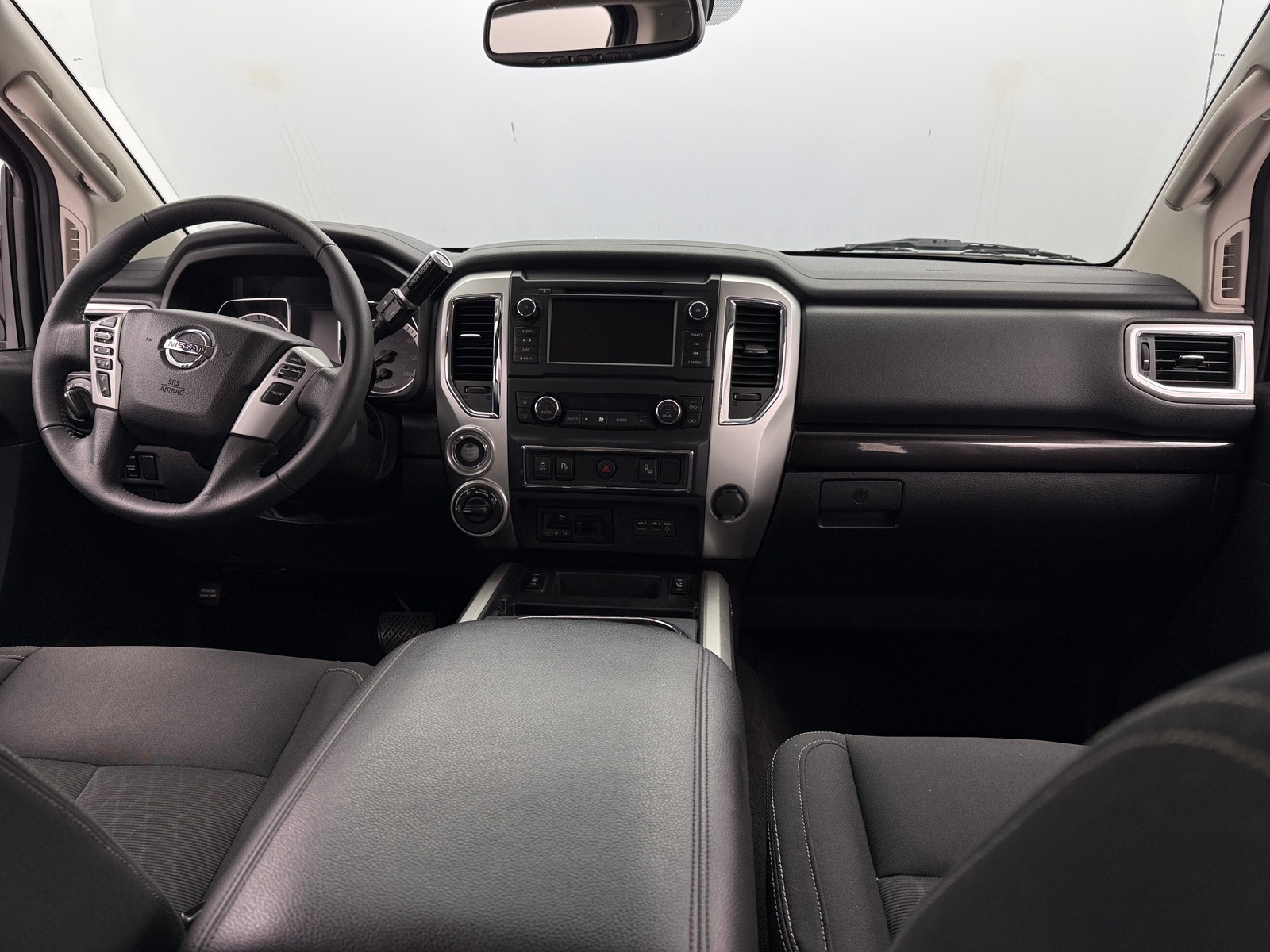 Thumbnail: 2019 Nissan Titan - 3