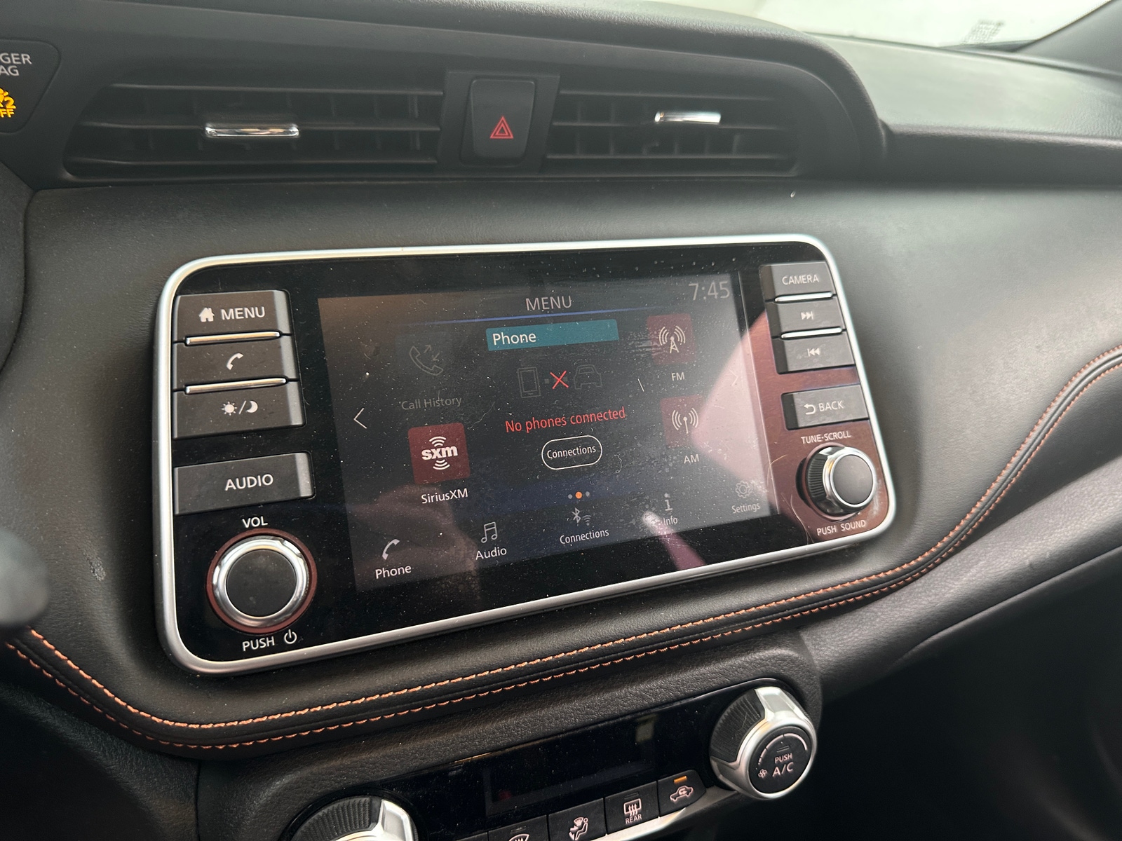 Thumbnail: 2020 Nissan Kicks - 4