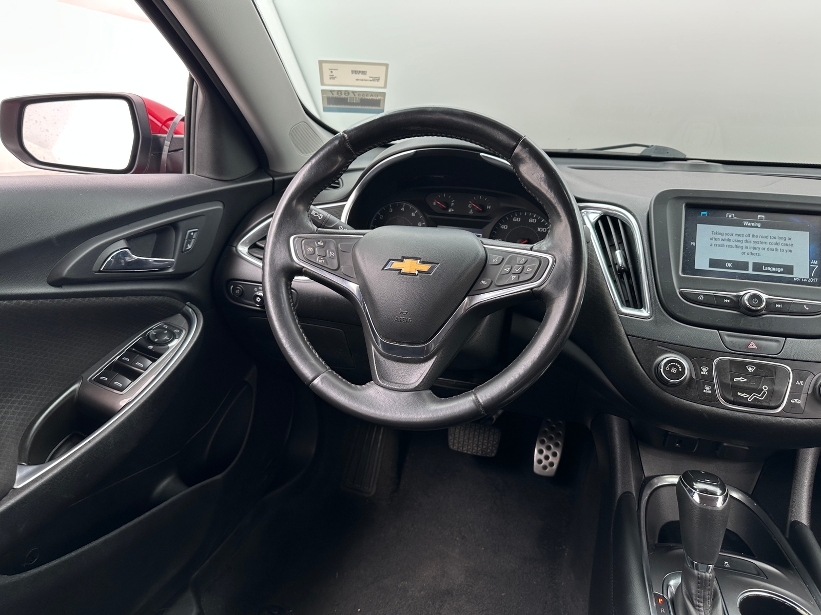 Thumbnail: 2016 Chevrolet Malibu - 5