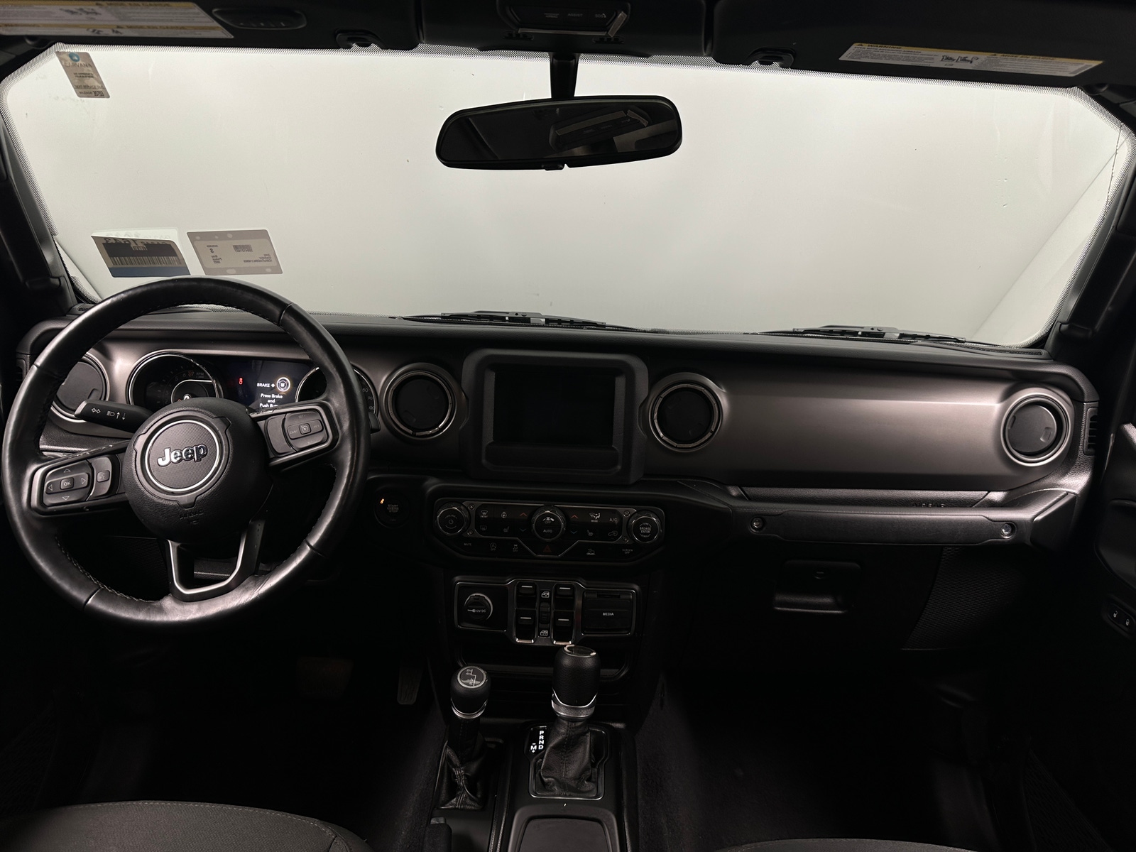 Thumbnail: 2022 Jeep Gladiator - 3