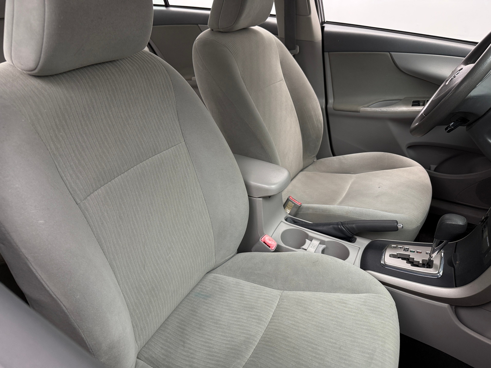 Thumbnail: 2010 Toyota Corolla - 2