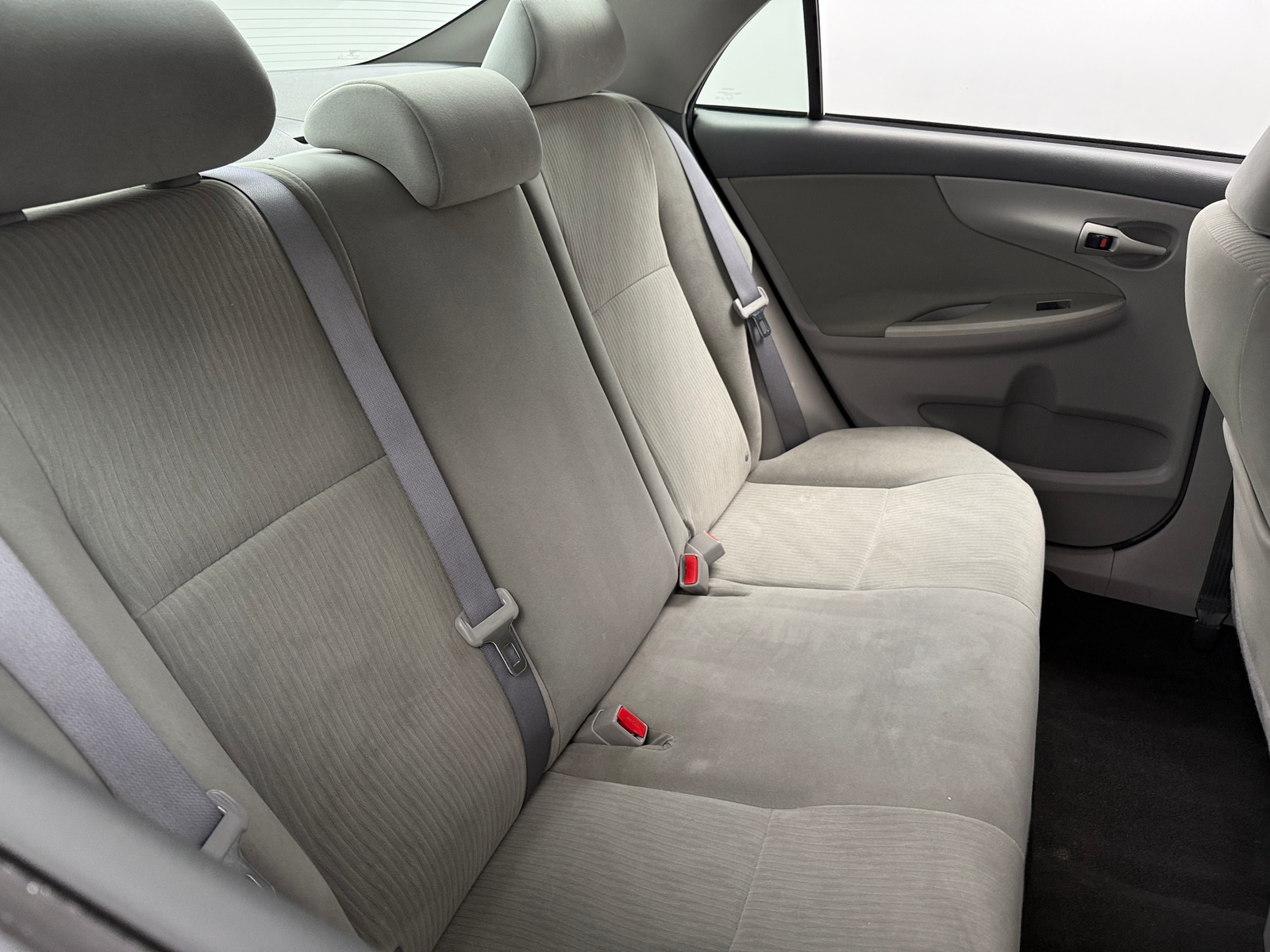 Thumbnail: 2010 Toyota Corolla - 5