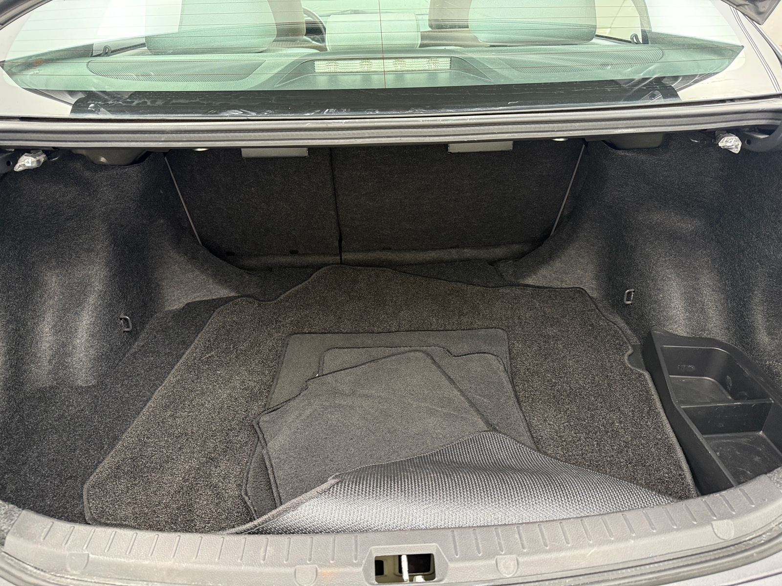 Thumbnail: 2010 Toyota Corolla - 6