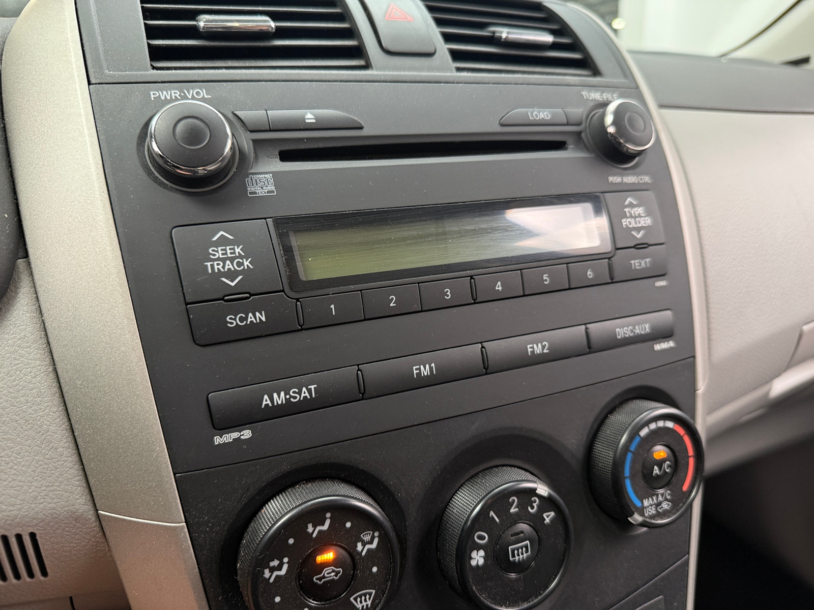 Thumbnail: 2010 Toyota Corolla - 4