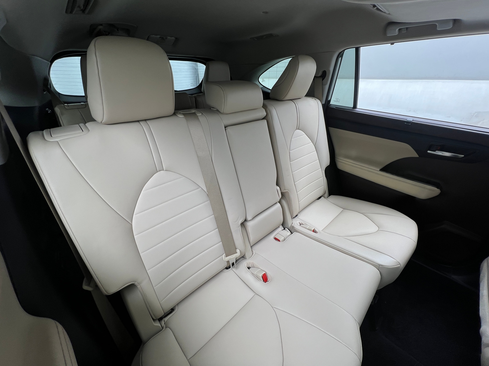 Thumbnail: 2021 Toyota Highlander - 5