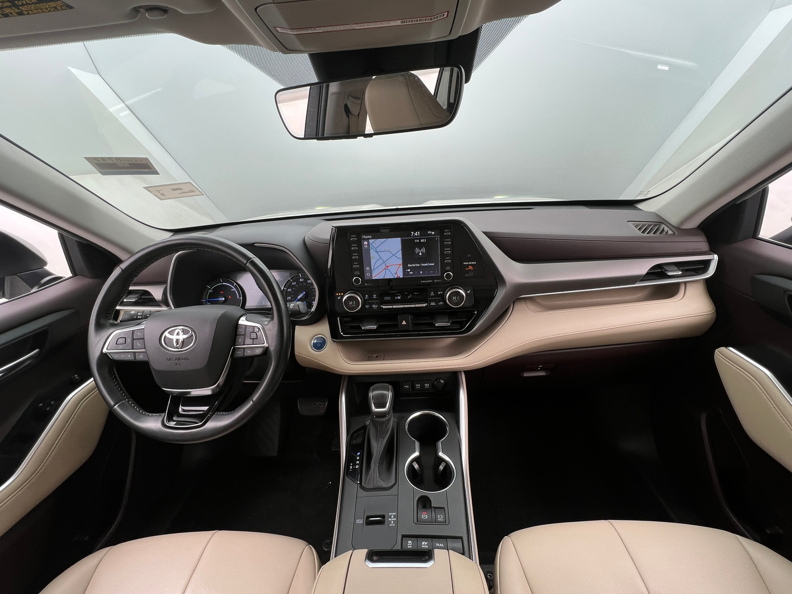 Thumbnail: 2021 Toyota Highlander - 2