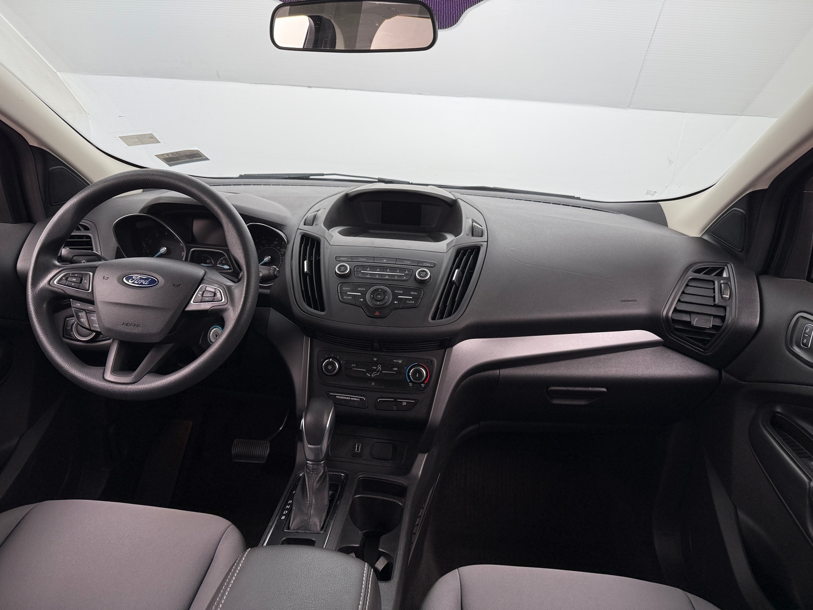 Thumbnail: 2019 Ford Escape - 3