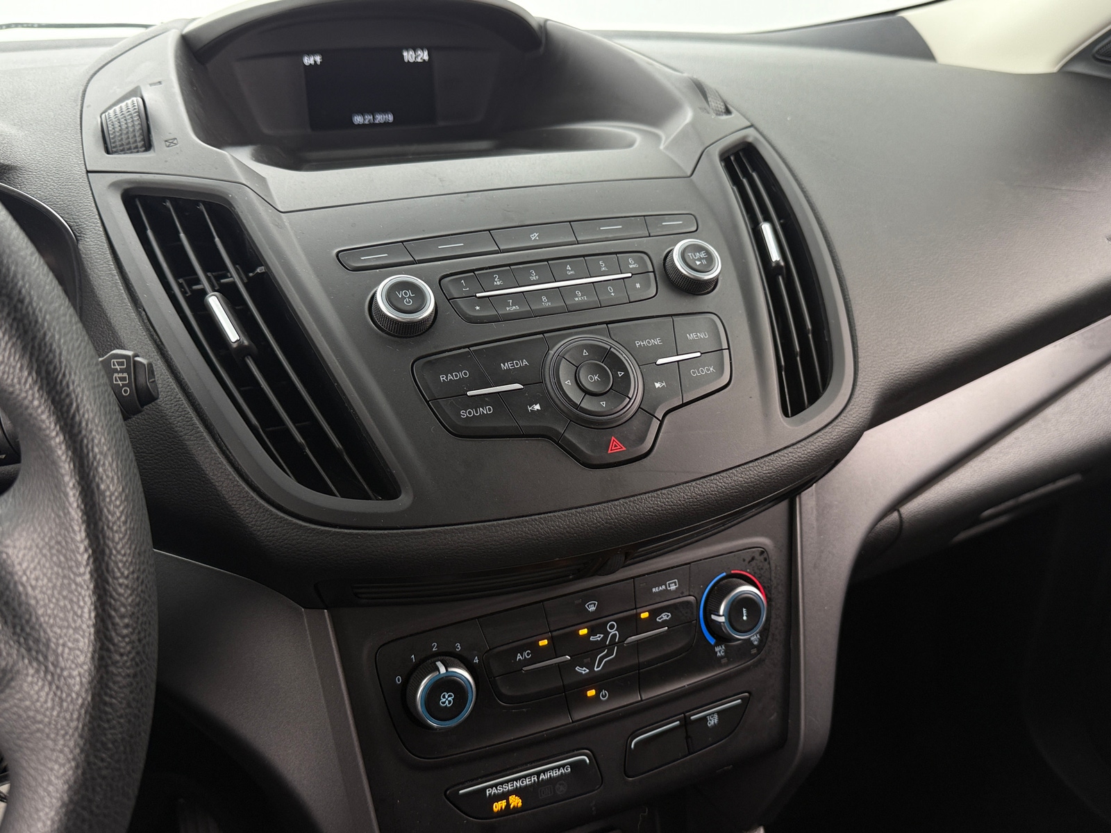 Thumbnail: 2019 Ford Escape - 4
