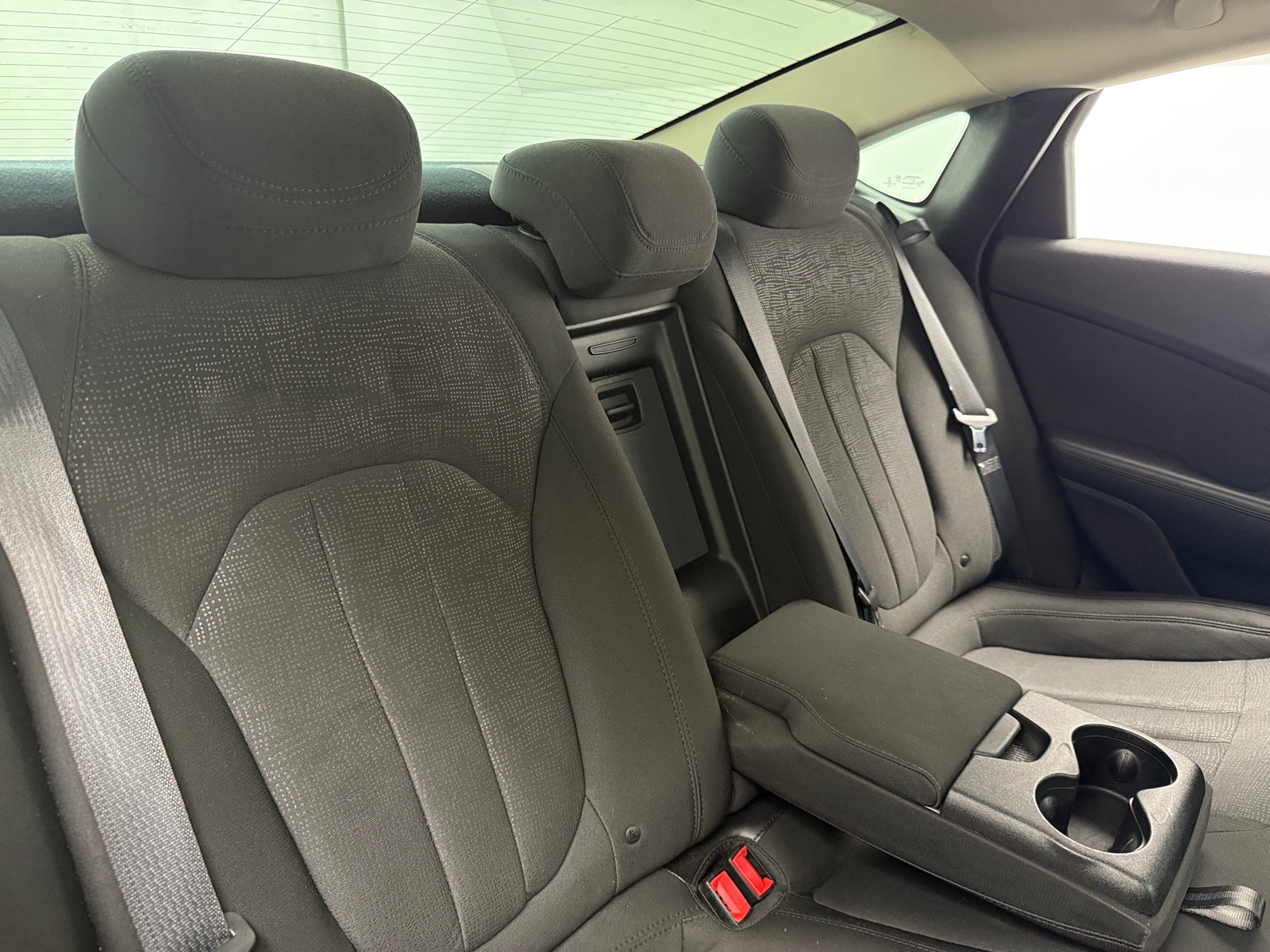 Thumbnail: 2016 Chrysler 200 - 6