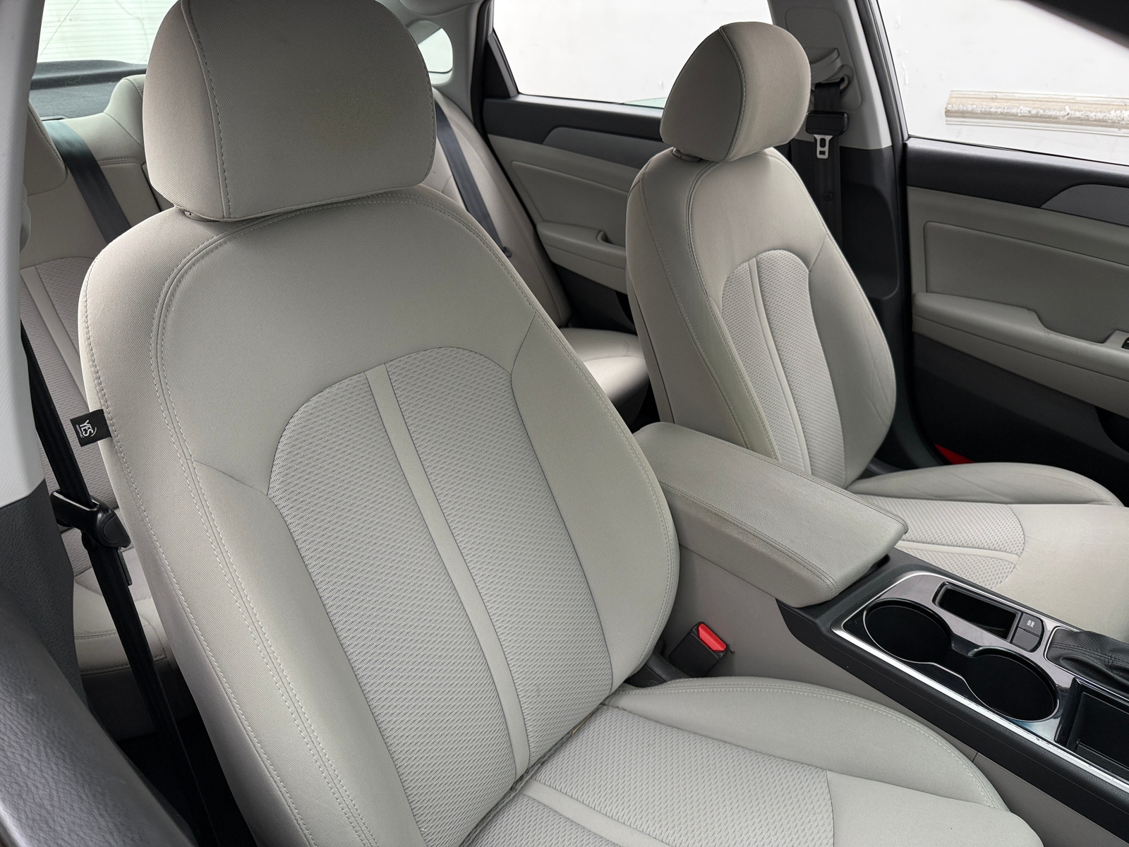 Thumbnail: 2019 Hyundai Sonata - 2