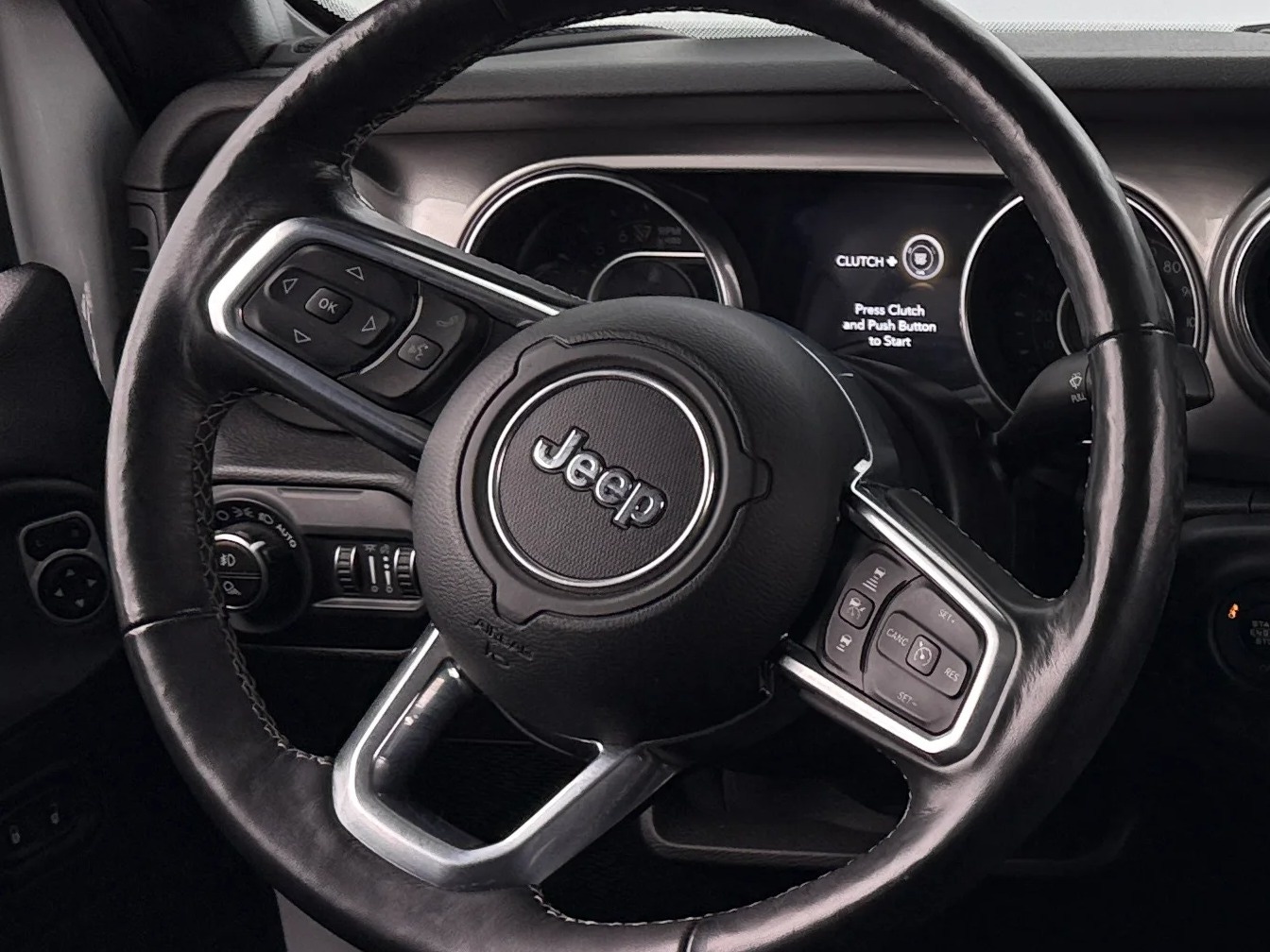 Thumbnail: 2020 Jeep Gladiator - 5