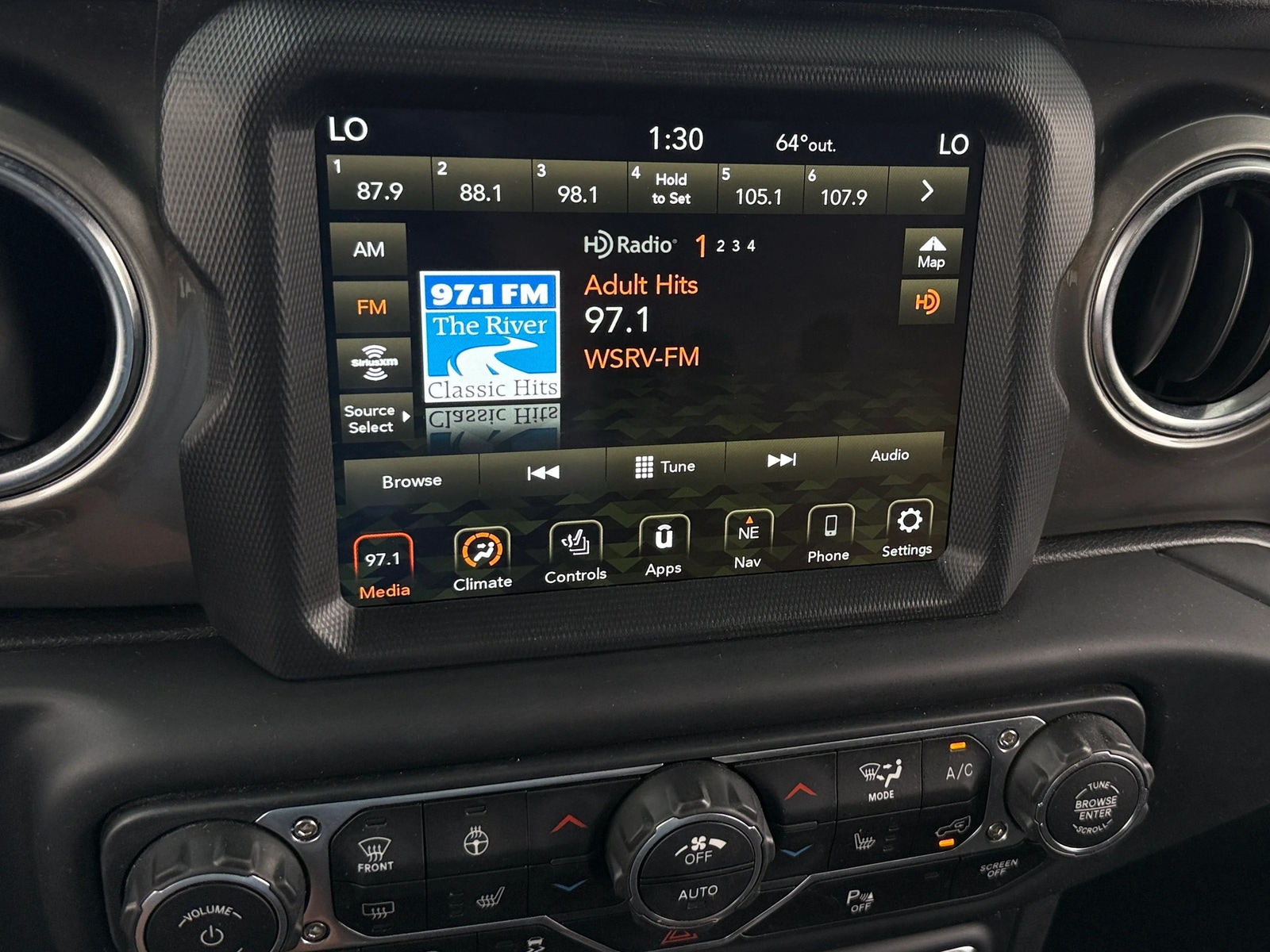 Thumbnail: 2020 Jeep Gladiator - 4