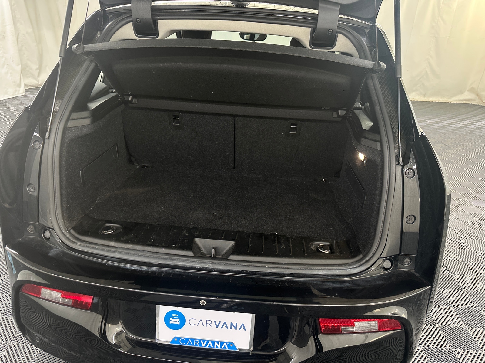 Thumbnail: 2018 BMW i3 - 6