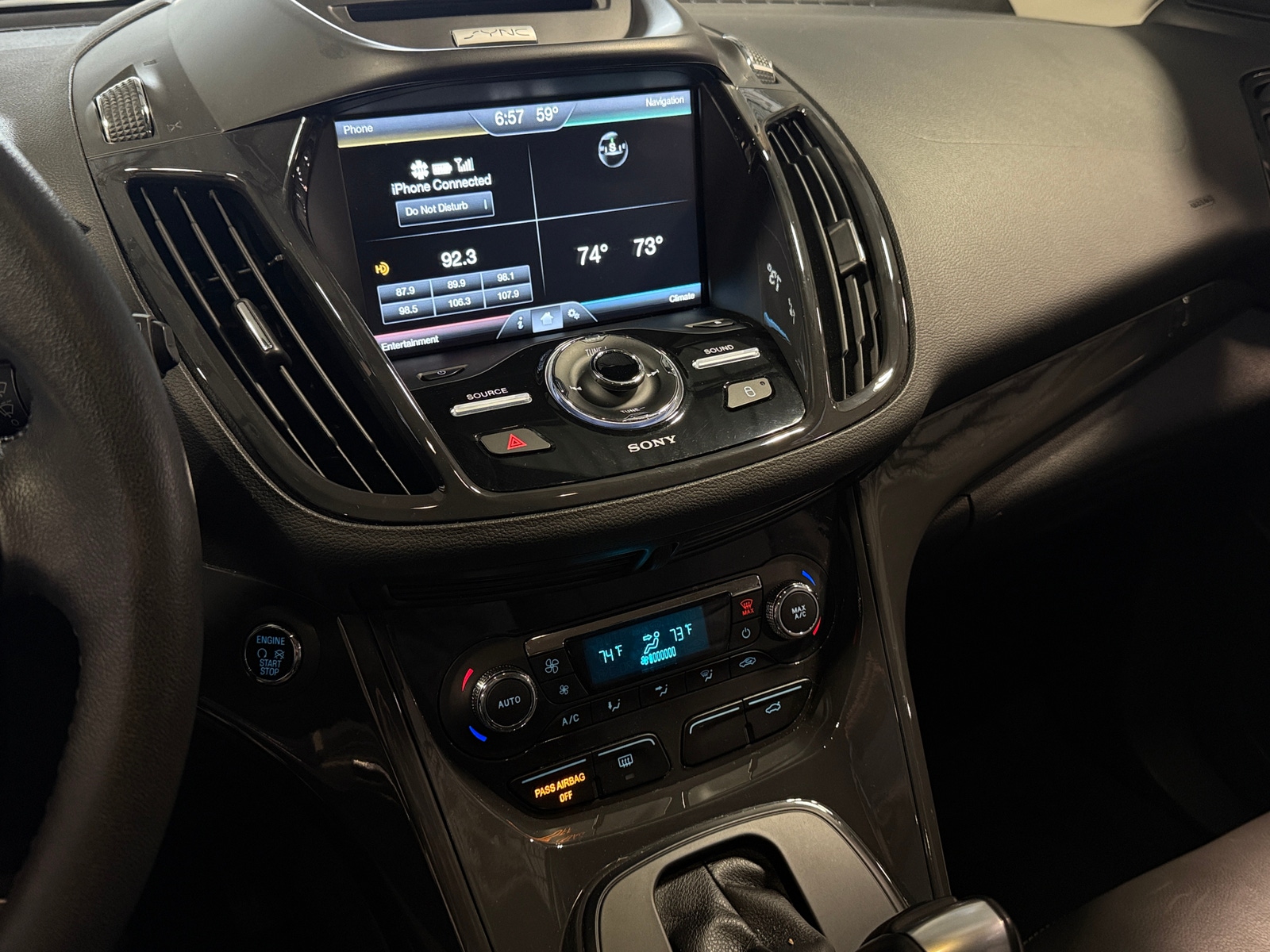Thumbnail: 2015 Ford Escape - 3