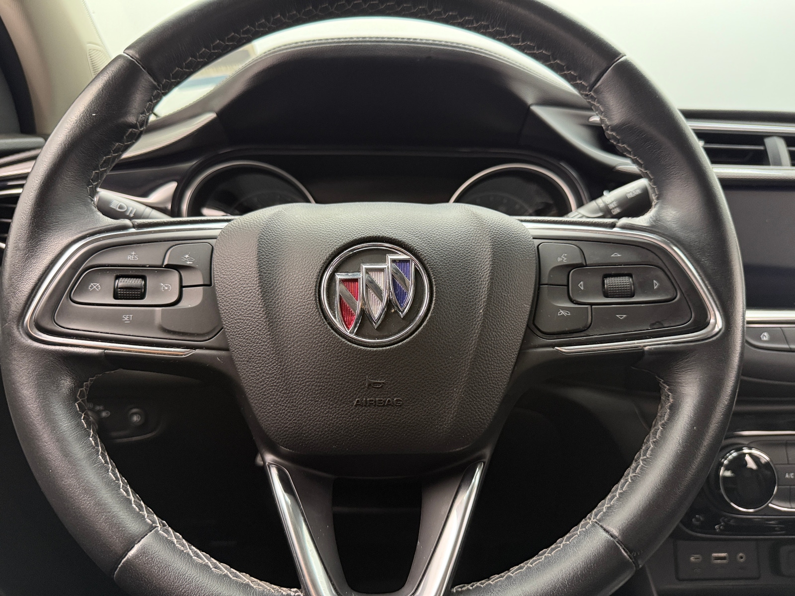 Thumbnail: 2020 Buick Encore GX - 4