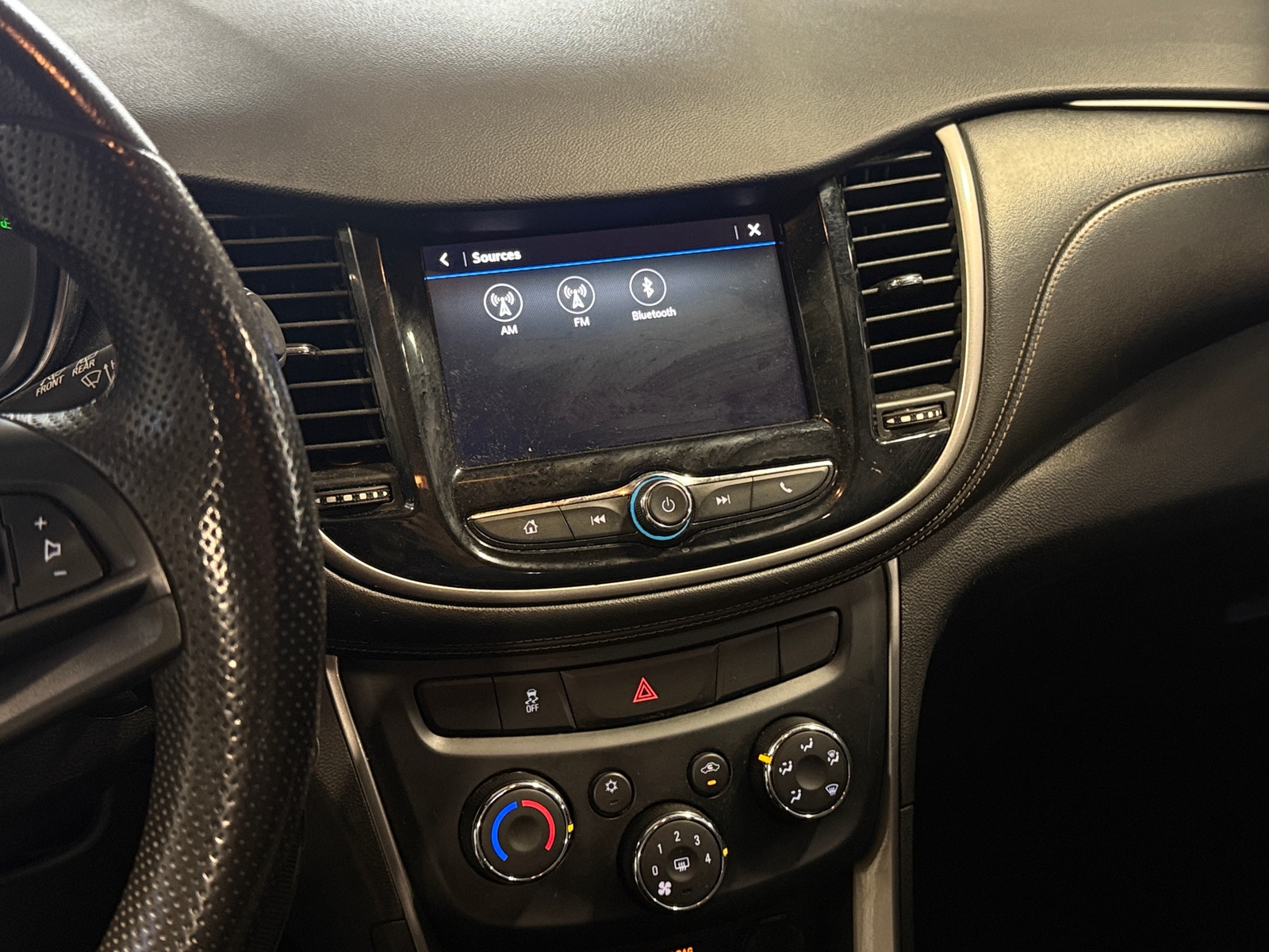 Thumbnail: 2020 Chevrolet Trax - 4