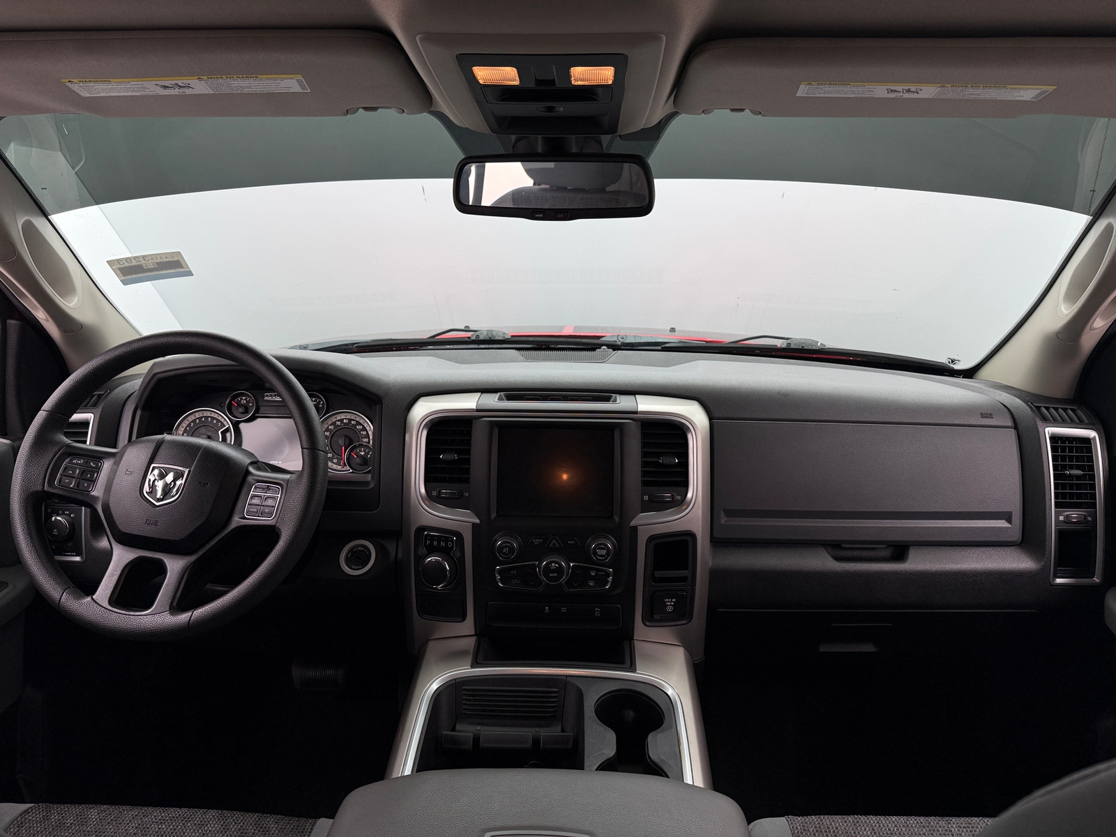 Thumbnail: 2019 RAM 1500 Classic - 3