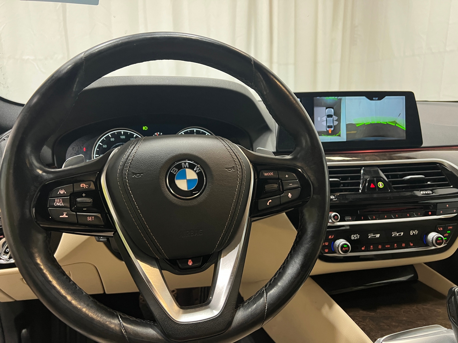 Thumbnail: 2018 BMW 5 Series - 4