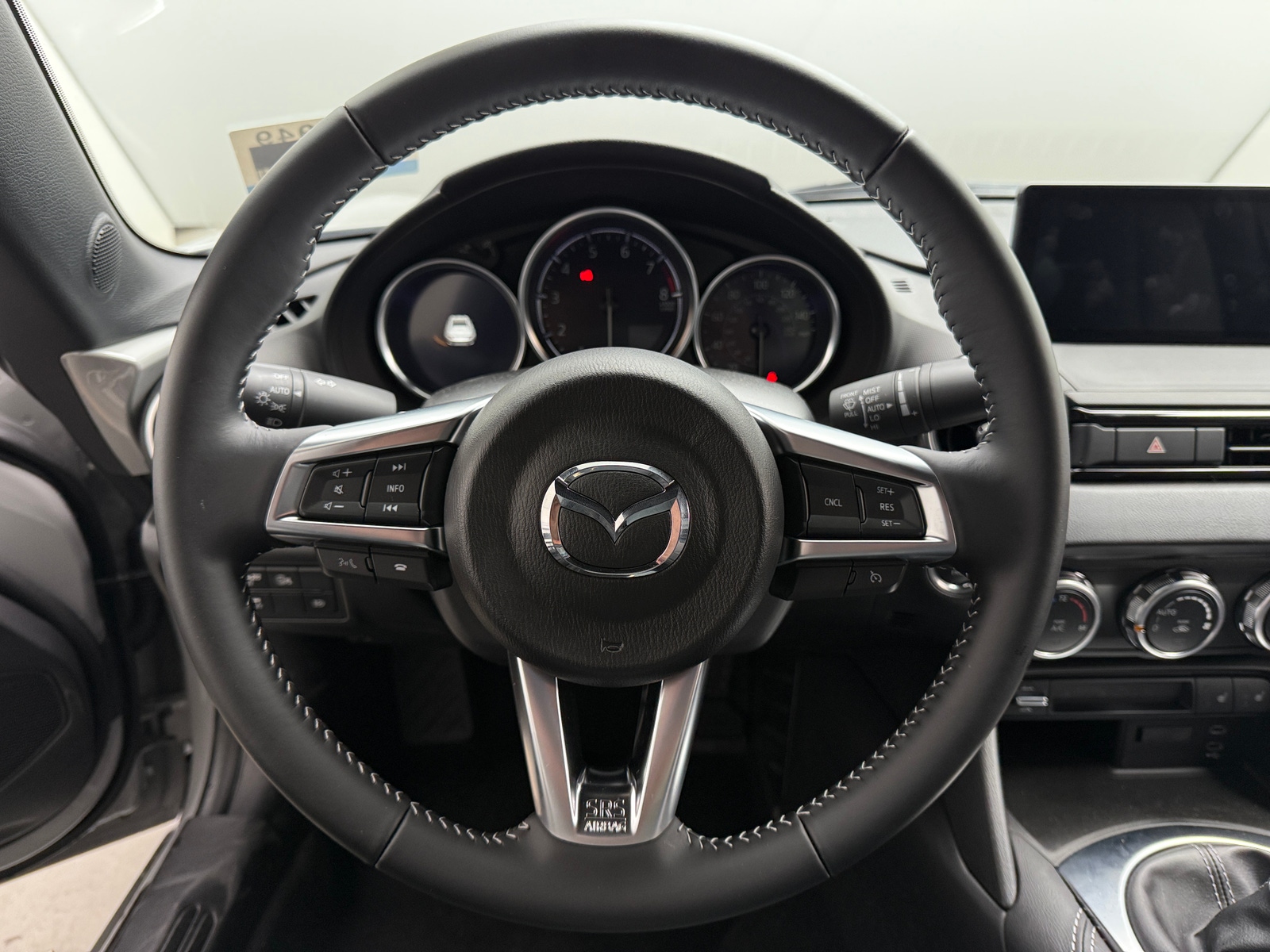 Thumbnail: 2025 Mazda MX-5 Miata - 4
