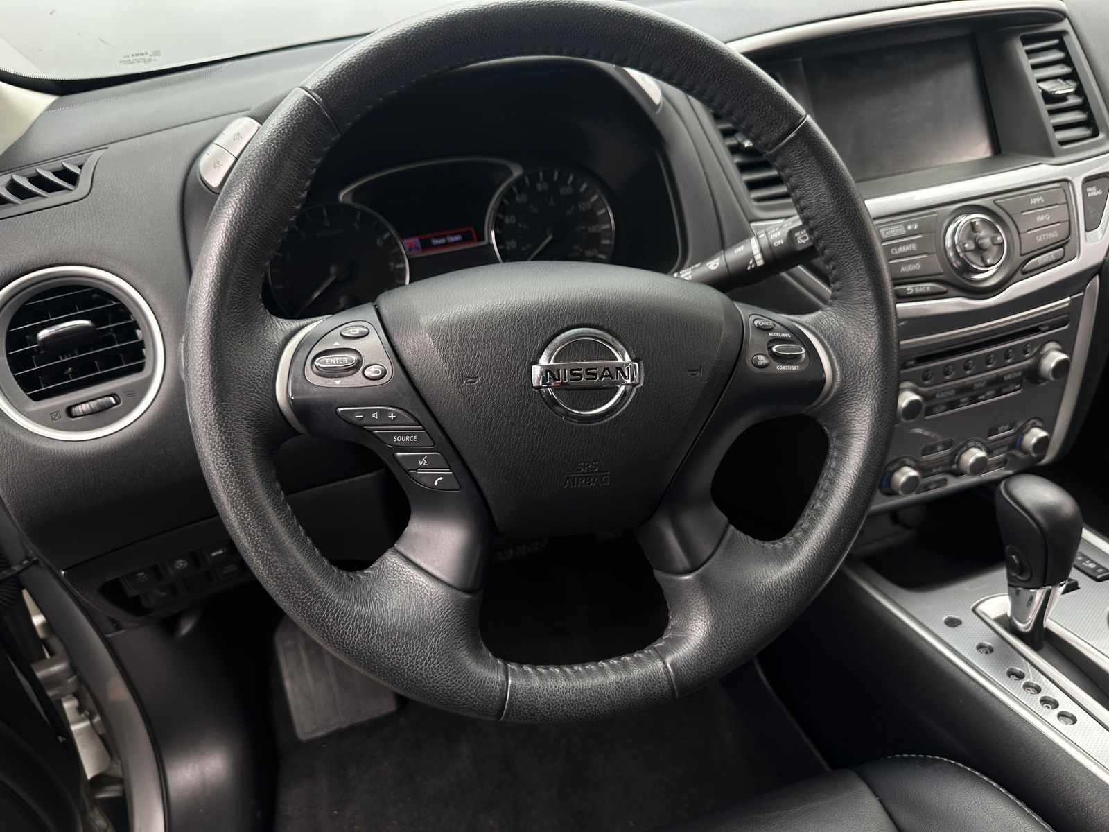 Thumbnail: 2017 Nissan Pathfinder - 4