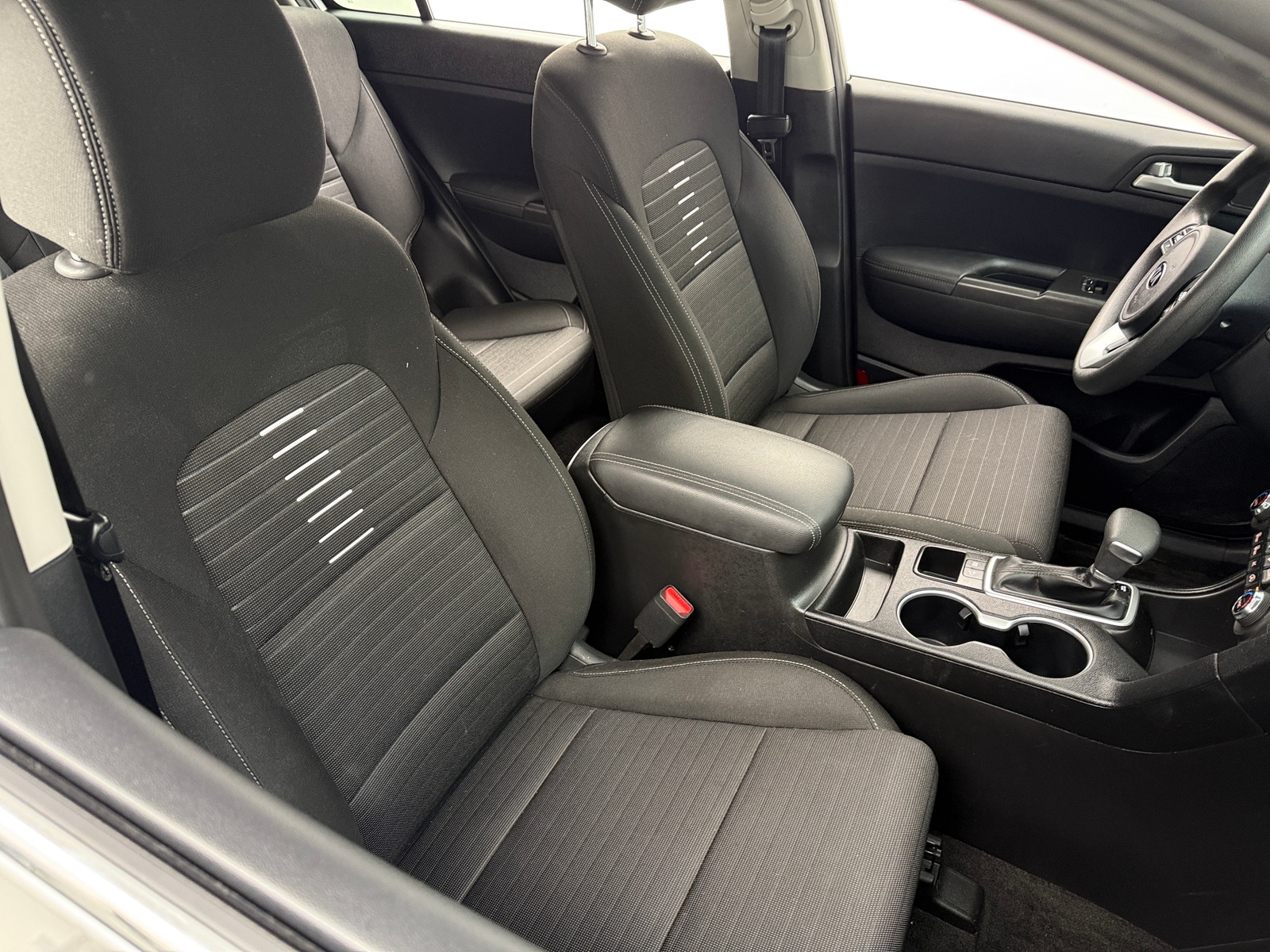 Thumbnail: 2022 Kia Sportage - 2