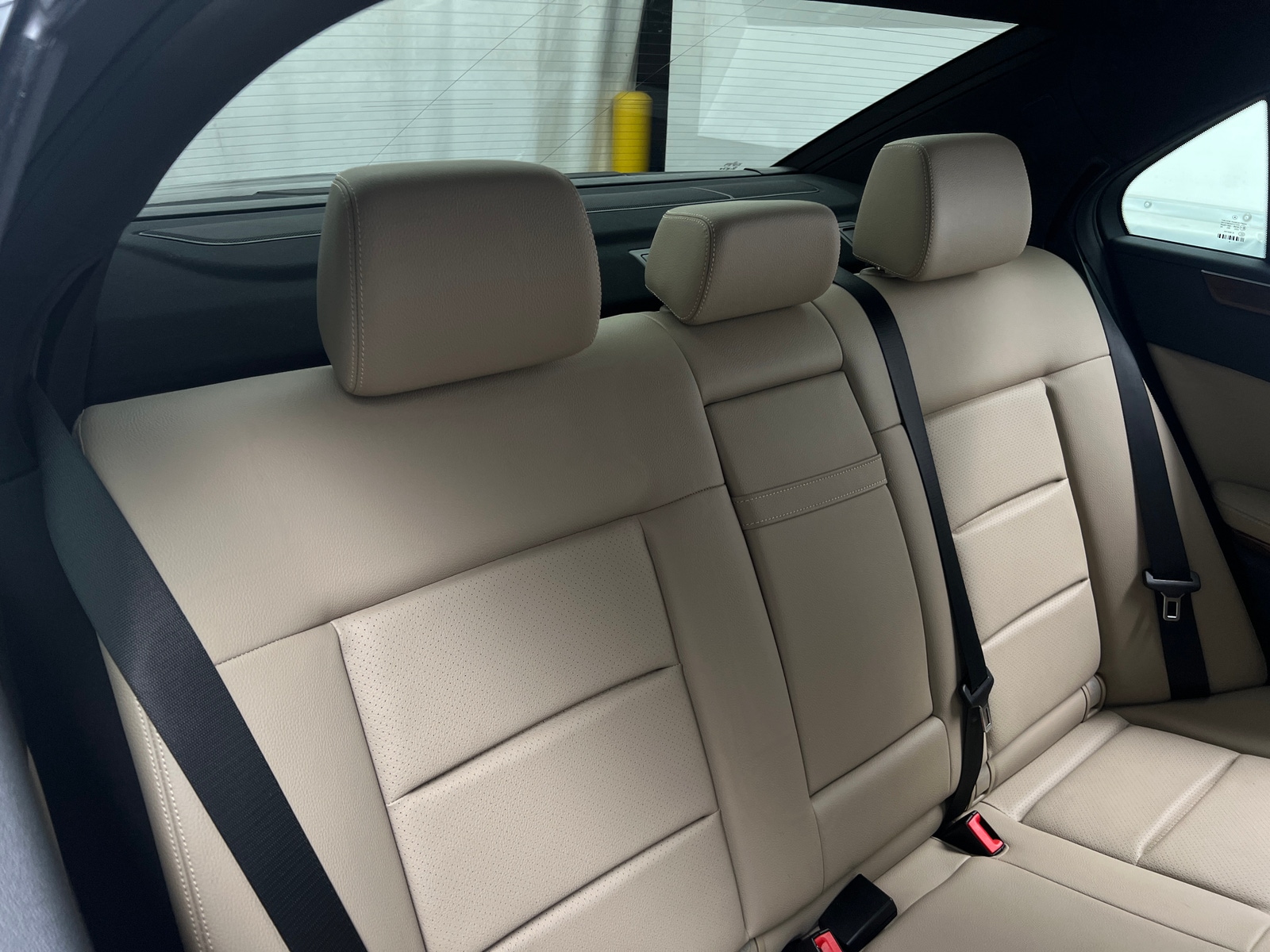 Thumbnail: 2010 Mercedes-Benz E-Class - 6