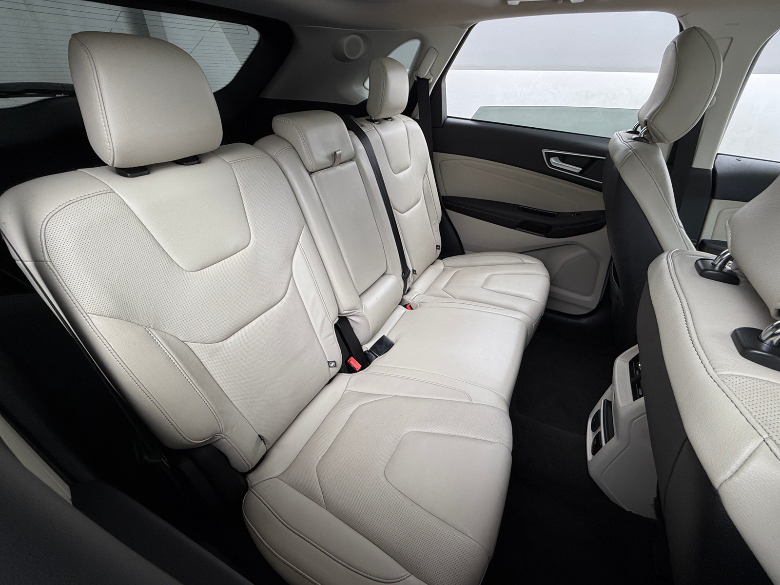 Thumbnail: 2019 Ford Edge - 5